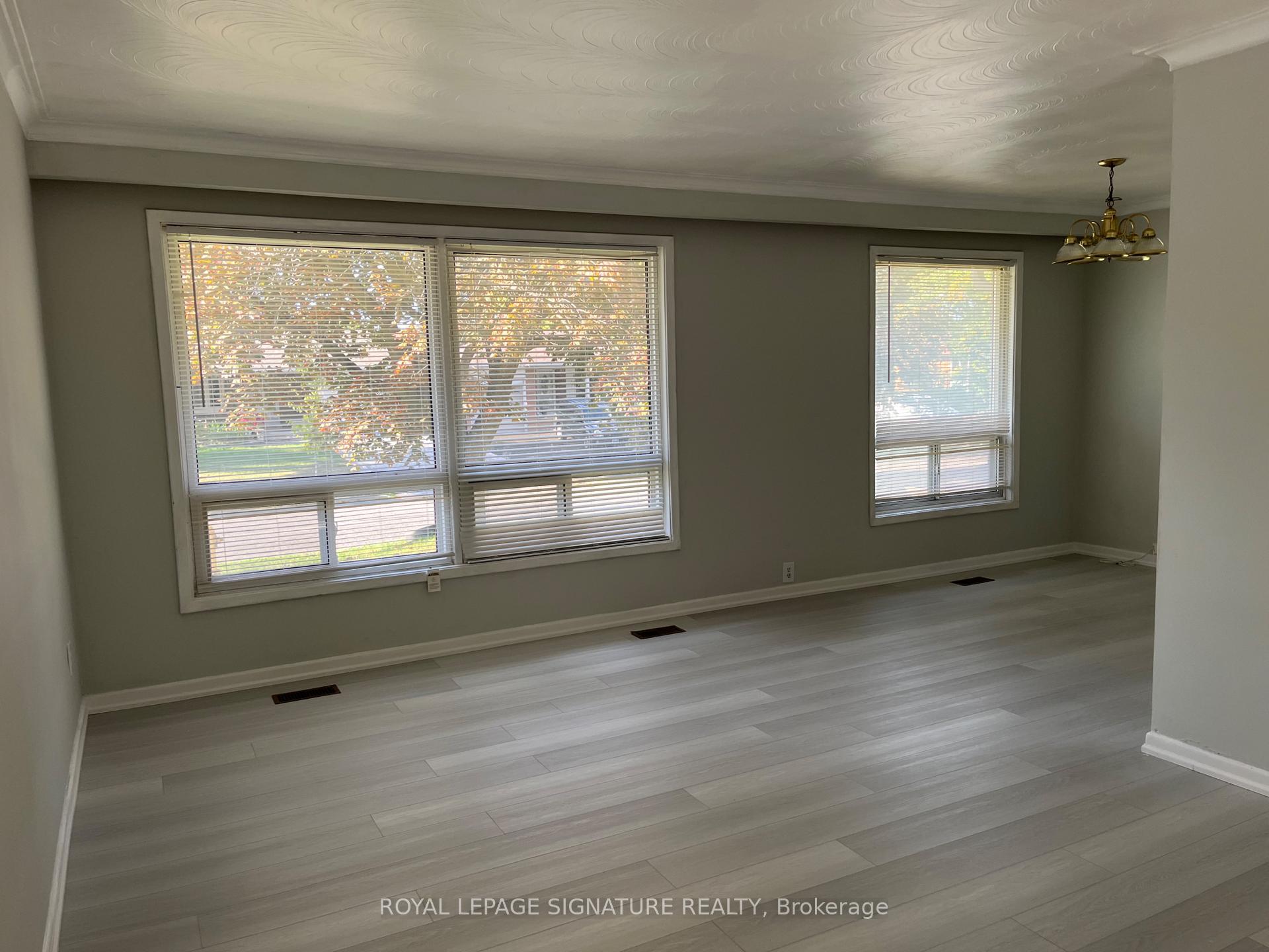 Photo 7 of 23 Allanford Road, Scarborough, Tam O'Shanter-Sullivan — HOMEH