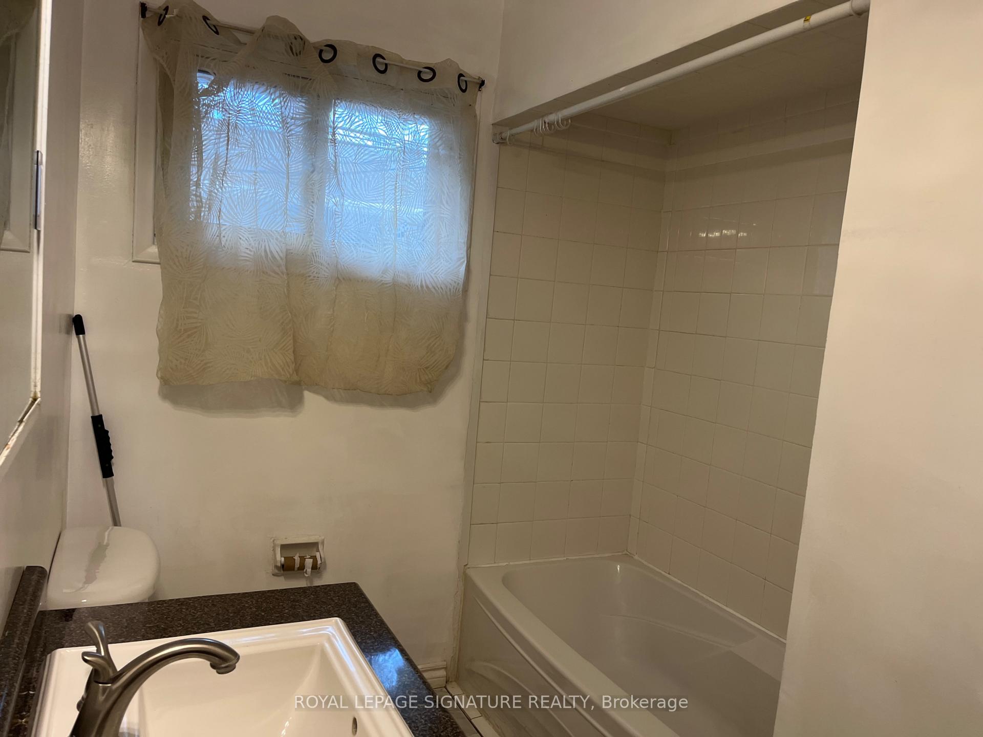 Photo 15 of 23 Allanford Road, Scarborough, Tam O'Shanter-Sullivan — HOMEH