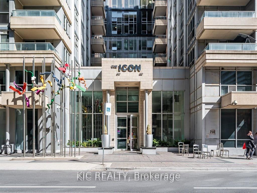 Photo of Unit 1727, 250 Wellington Street W