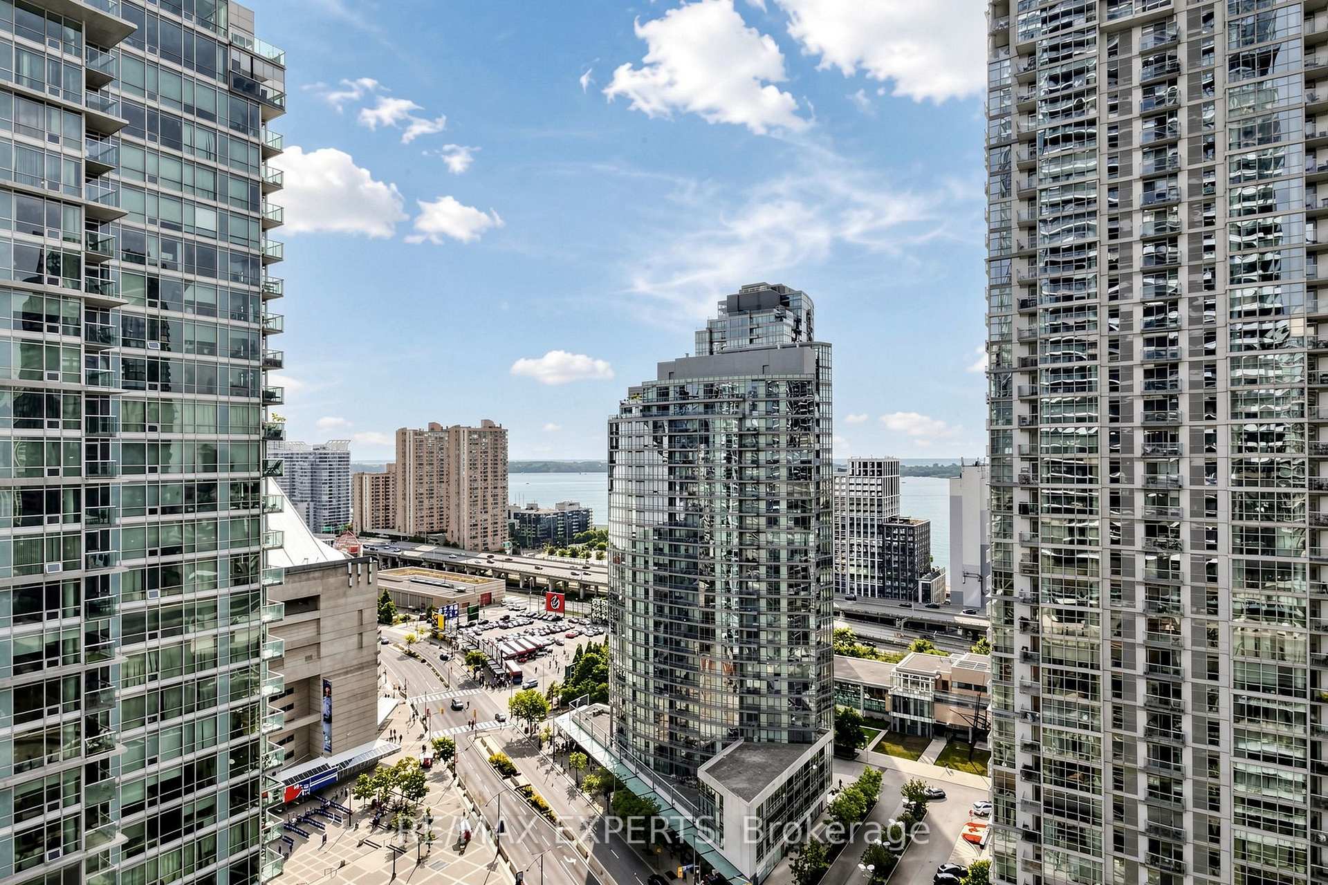 Photo 21 of Unit 2208, 1 Concord Way, Toronto, Waterfront Communities — HOMEH