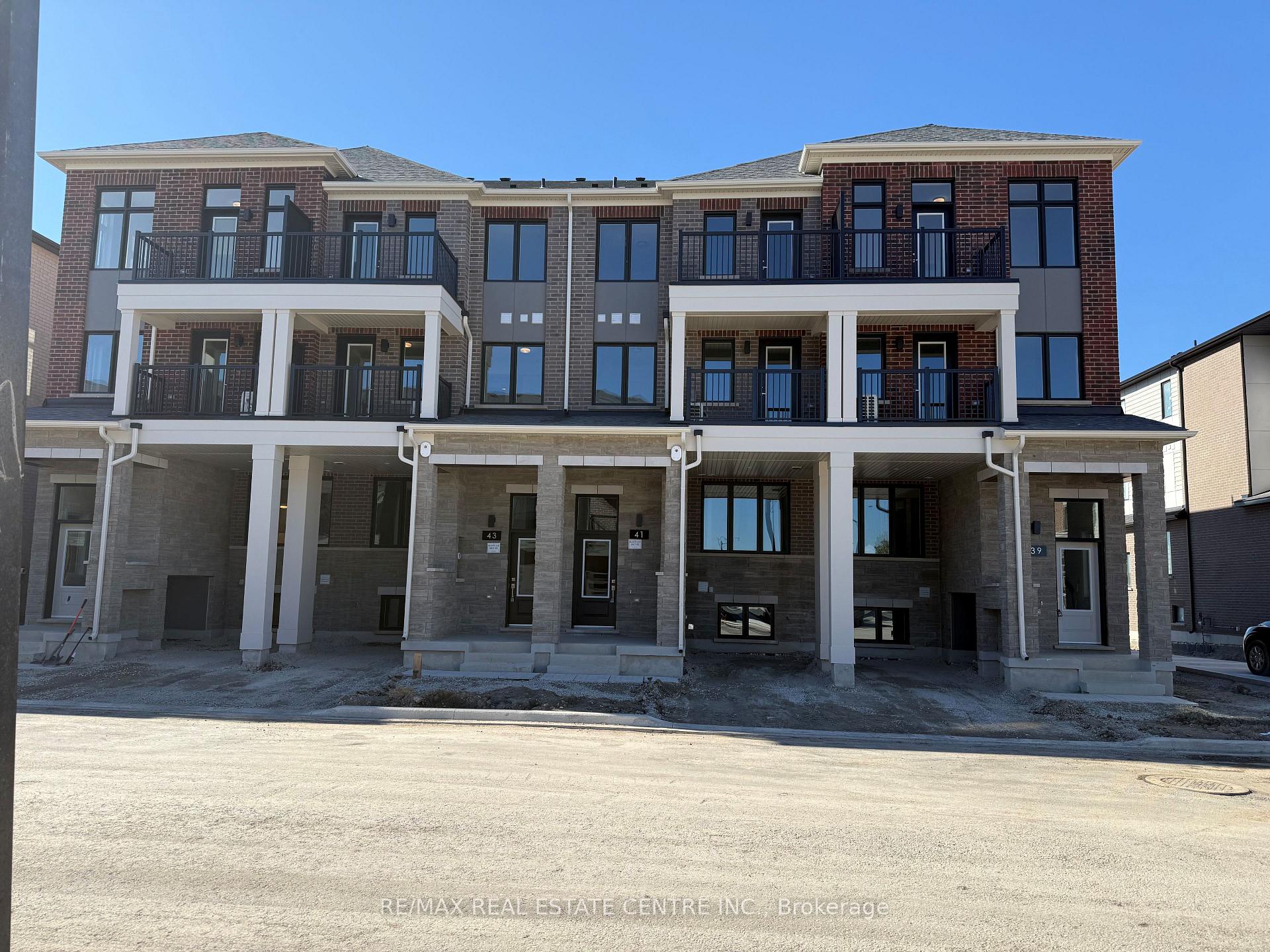 Photo of 41 Thornbird Crescent