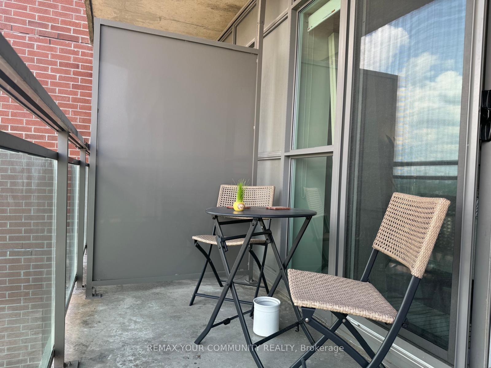Photo 32 of Unit 827, 120 Dallimore Circle, North York, Banbury-Don Mills — HOMEH