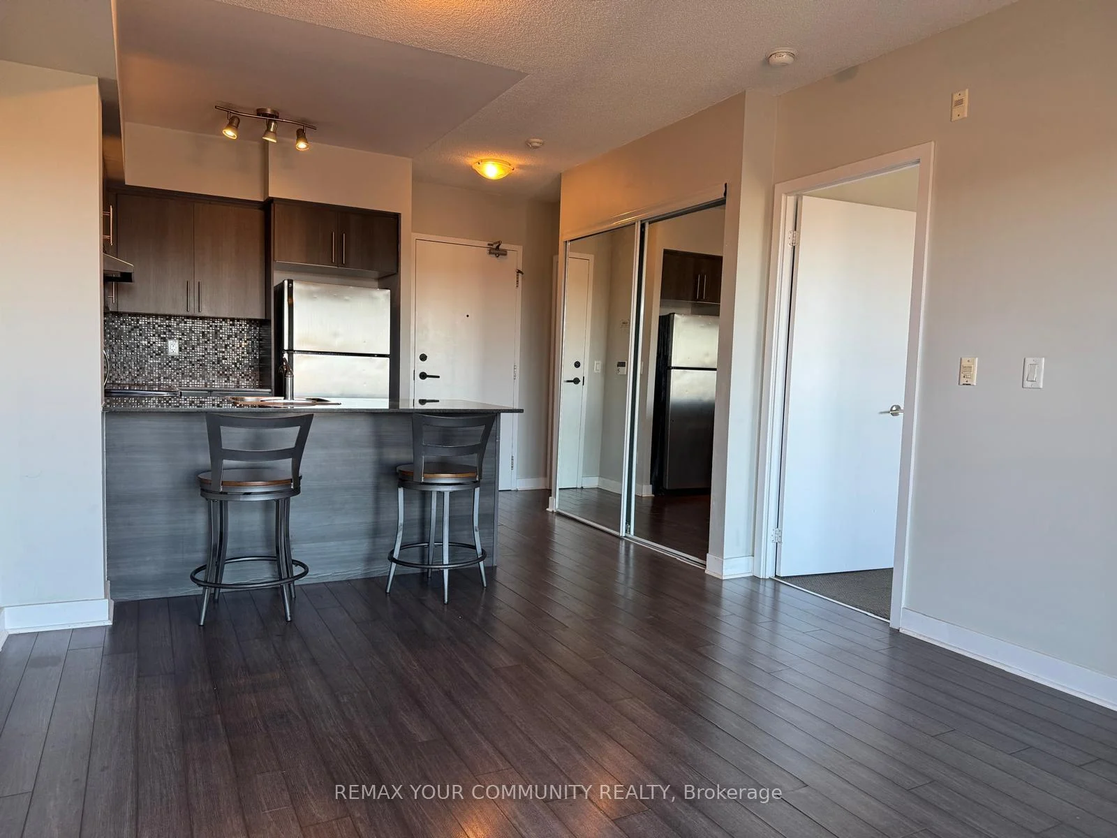 Photo 22 of Unit 827, 120 Dallimore Circle, North York, Banbury-Don Mills — HOMEH