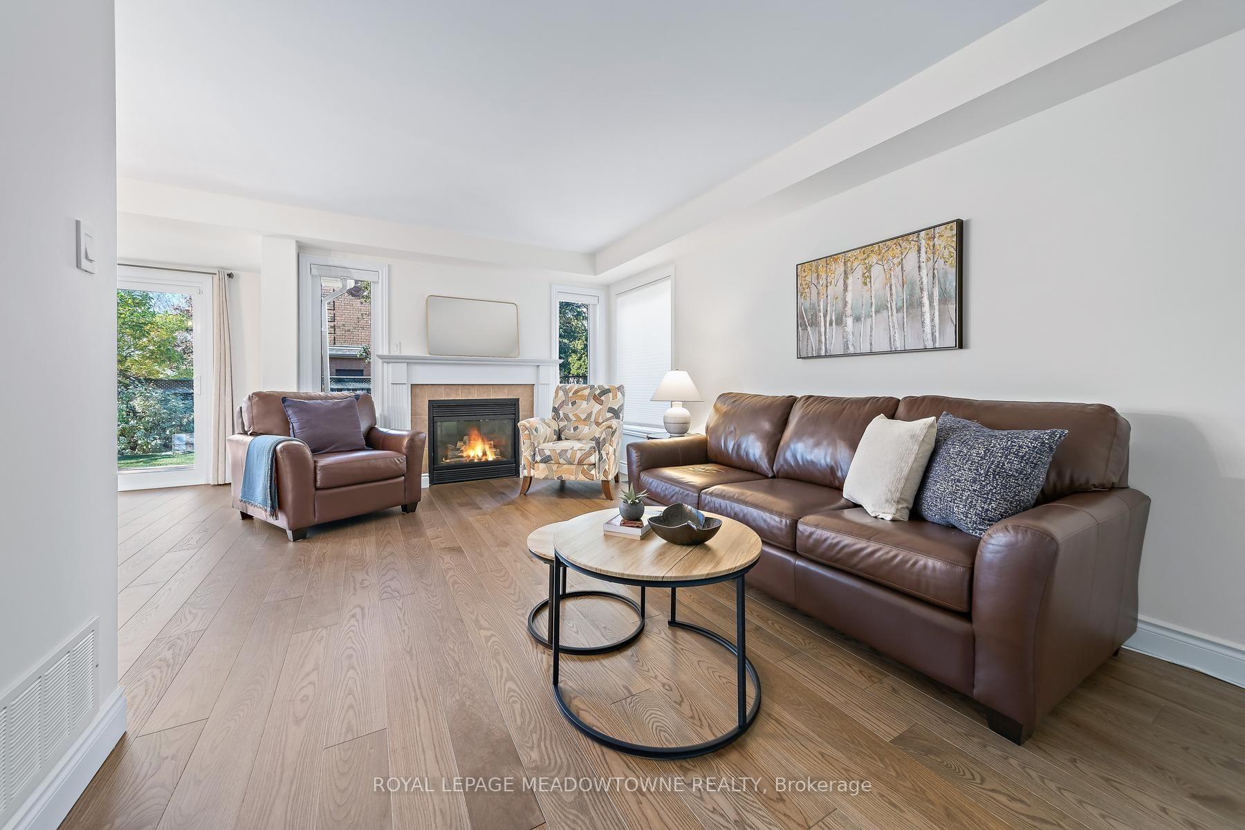 Photo 14 of 82 Eaton Street, Halton Hills, Georgetown — HOMEH