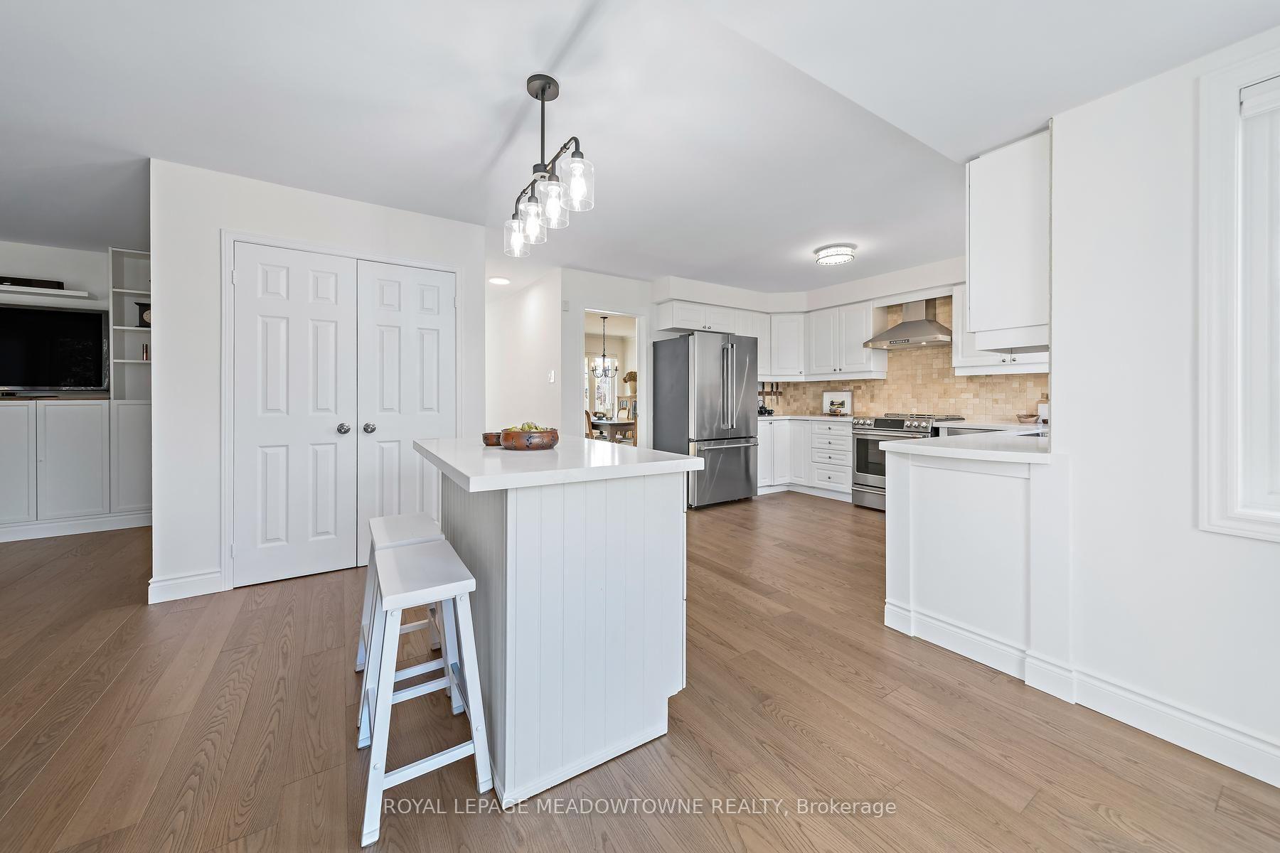 Photo 16 of 82 Eaton Street, Halton Hills, Georgetown — HOMEH