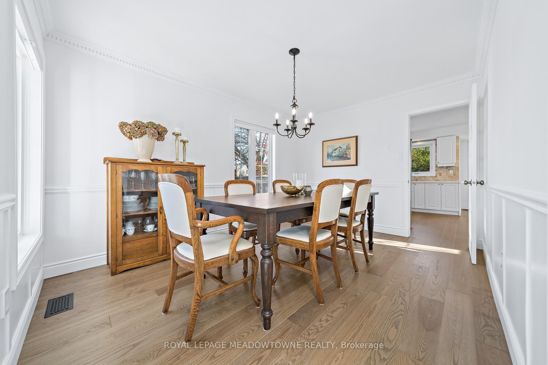 Photo 22 of 82 Eaton Street, Halton Hills, Georgetown — HOMEH