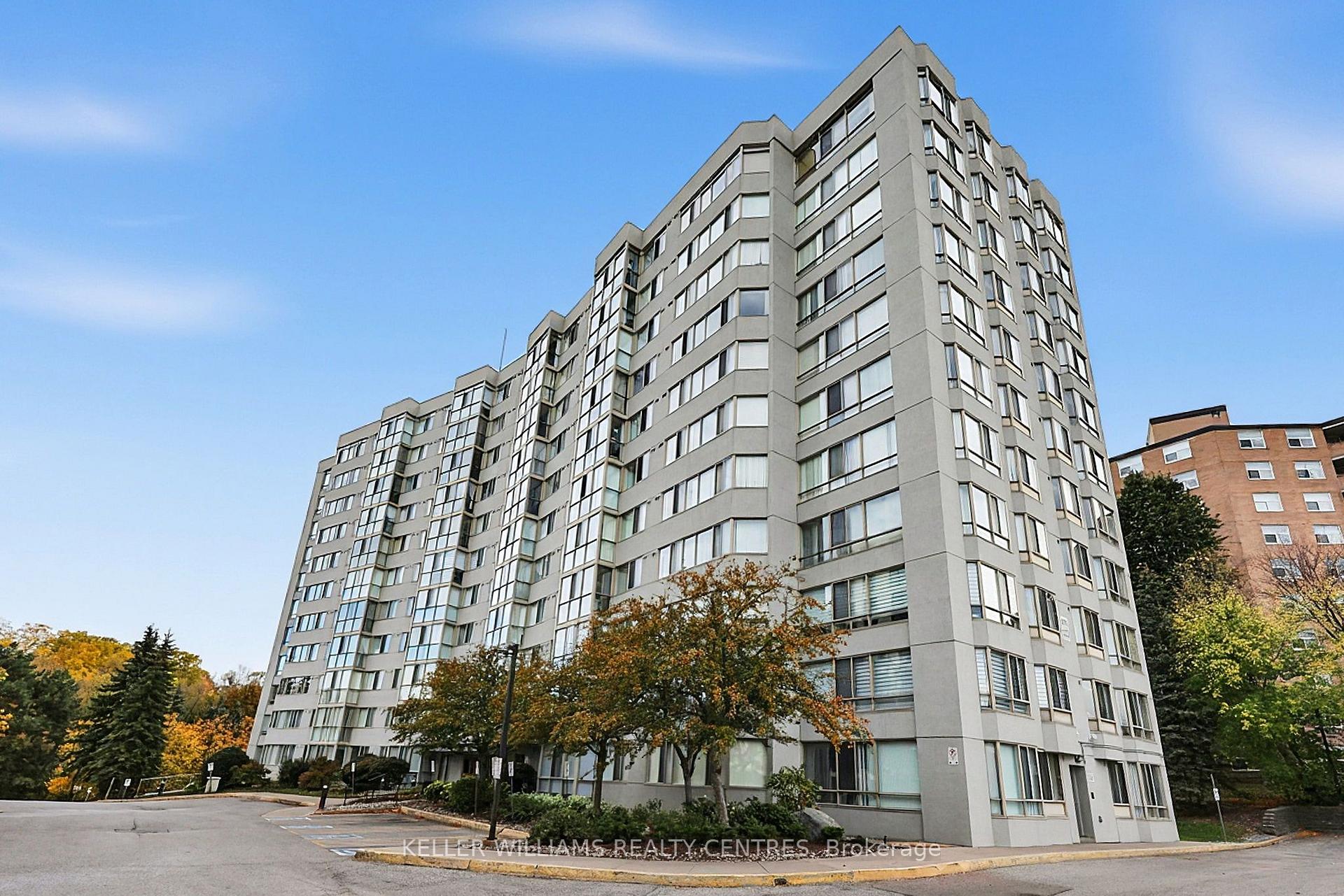 Photo 2 of Unit 408, 270 Davis Drive, Newmarket, Central Newmarket — HOMEH