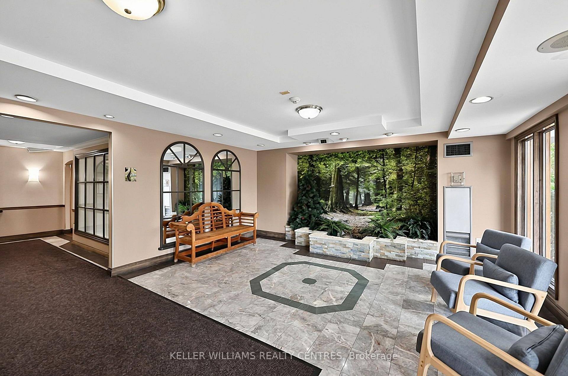 Photo 4 of Unit 408, 270 Davis Drive, Newmarket, Central Newmarket — HOMEH
