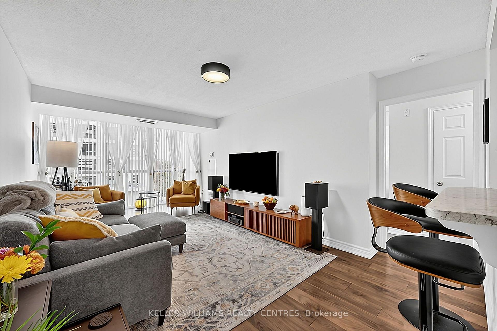 Photo 13 of Unit 408, 270 Davis Drive, Newmarket, Central Newmarket — HOMEH