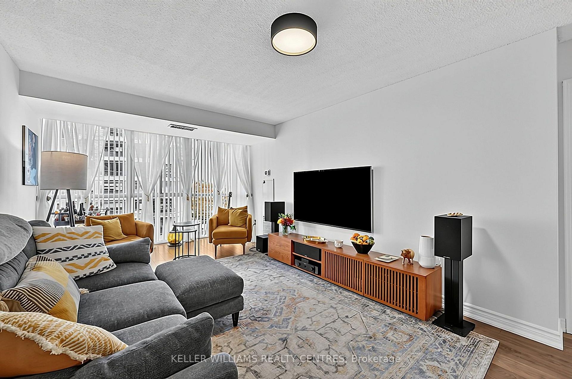 Photo 14 of Unit 408, 270 Davis Drive, Newmarket, Central Newmarket — HOMEH