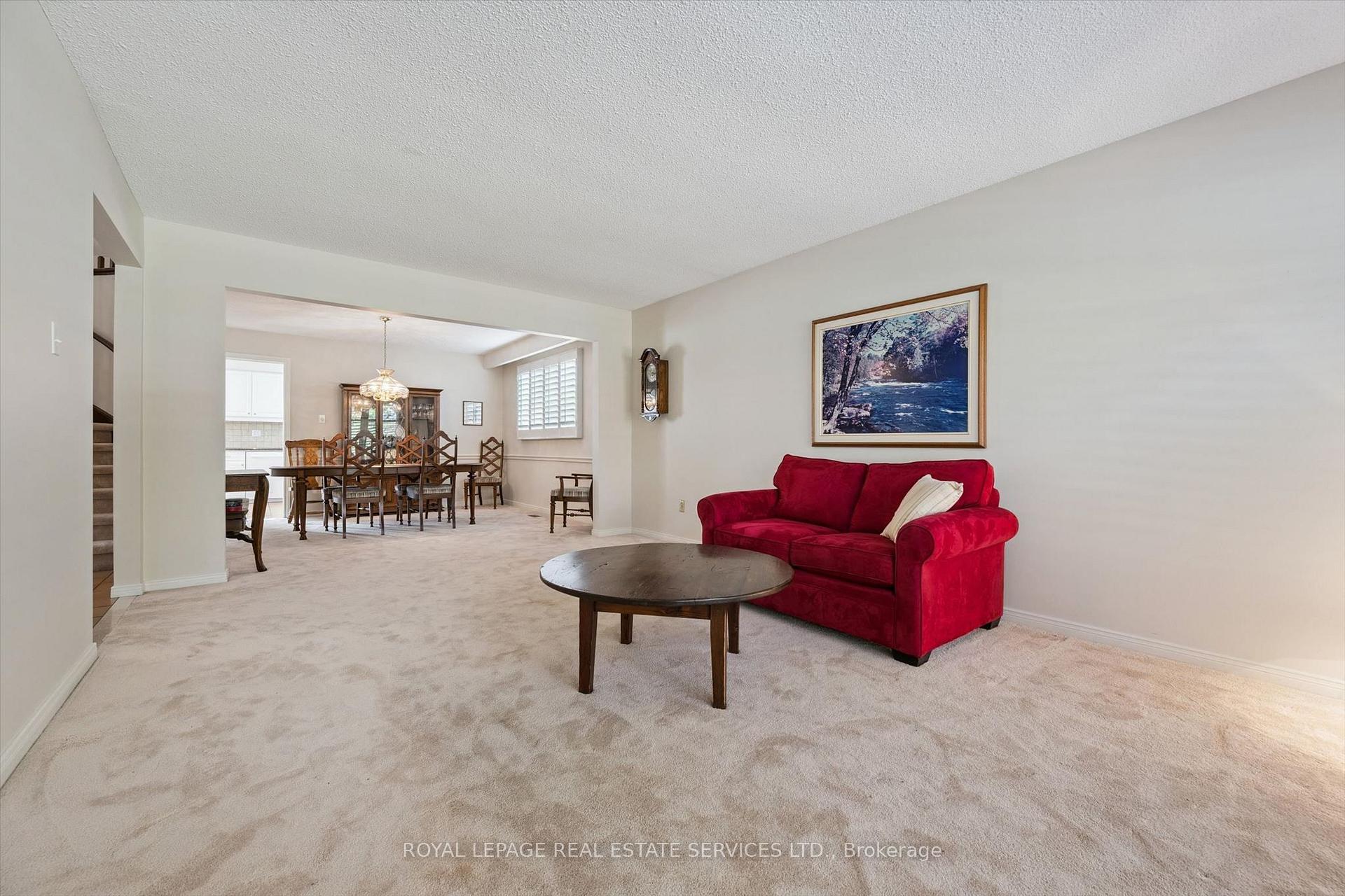 Photo 8 of 200 All Saints Crescent, Oakville, Ford — HOMEH