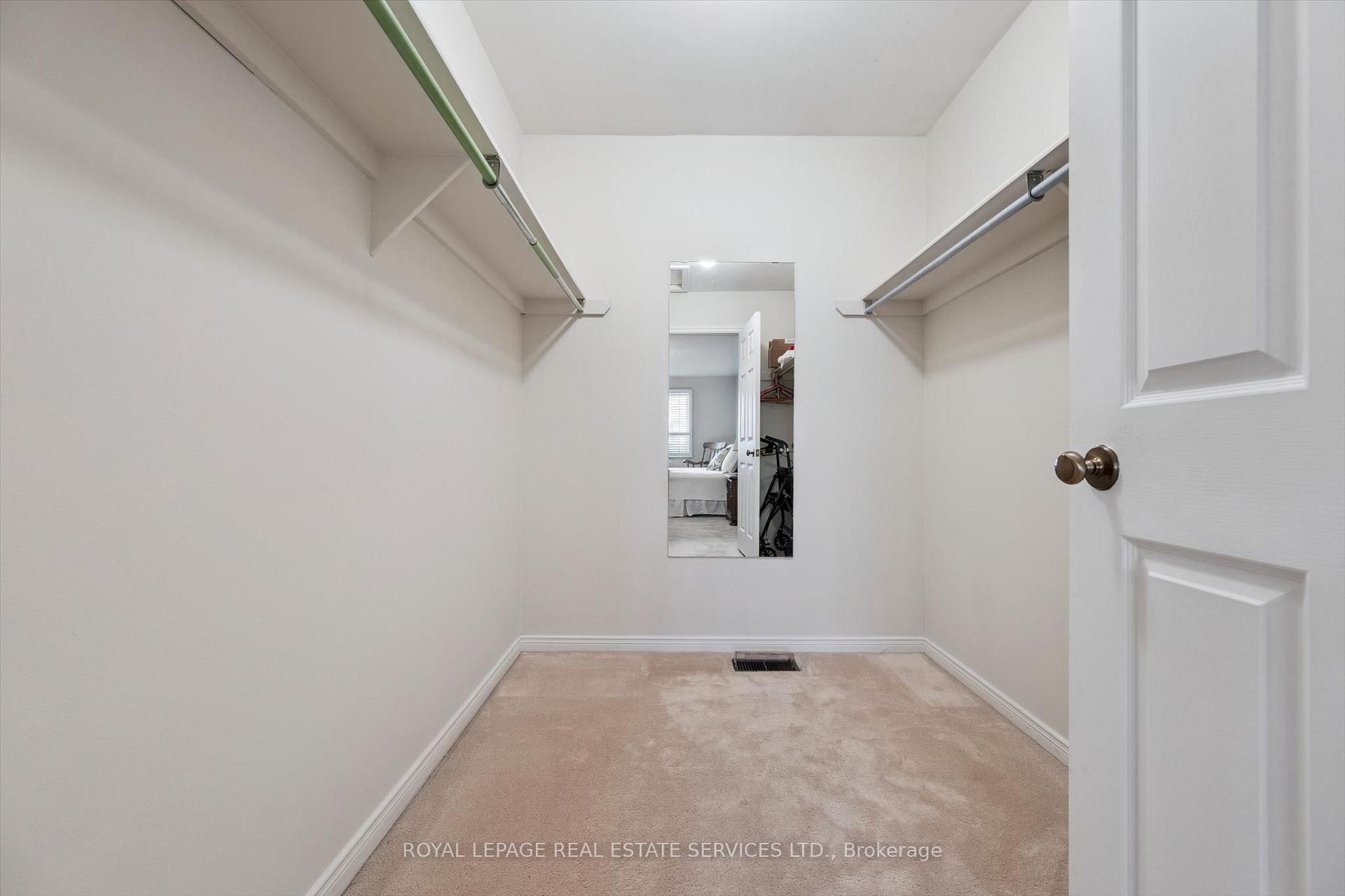 Photo 27 of 200 All Saints Crescent, Oakville, Ford — HOMEH