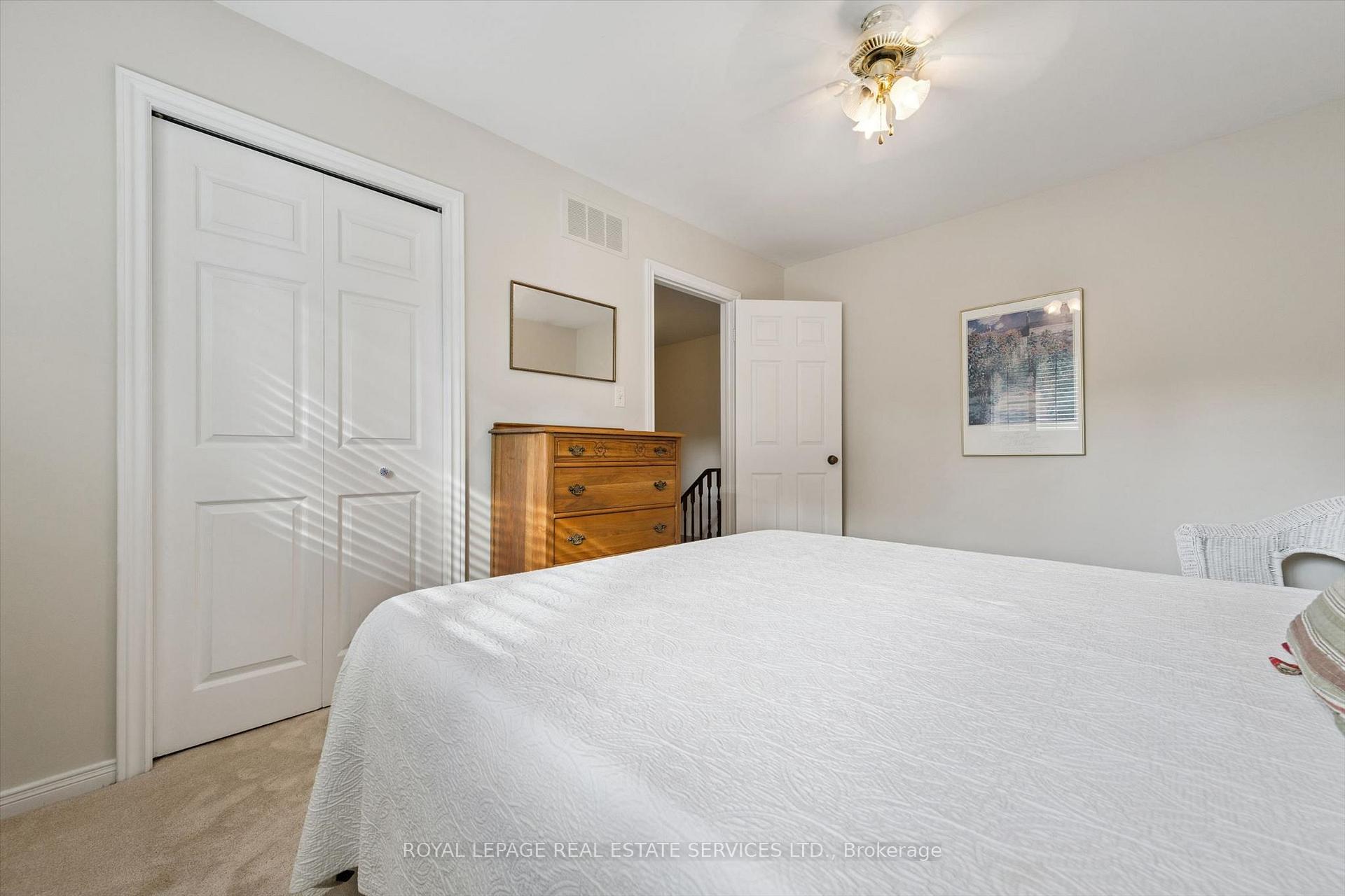 Photo 31 of 200 All Saints Crescent, Oakville, Ford — HOMEH