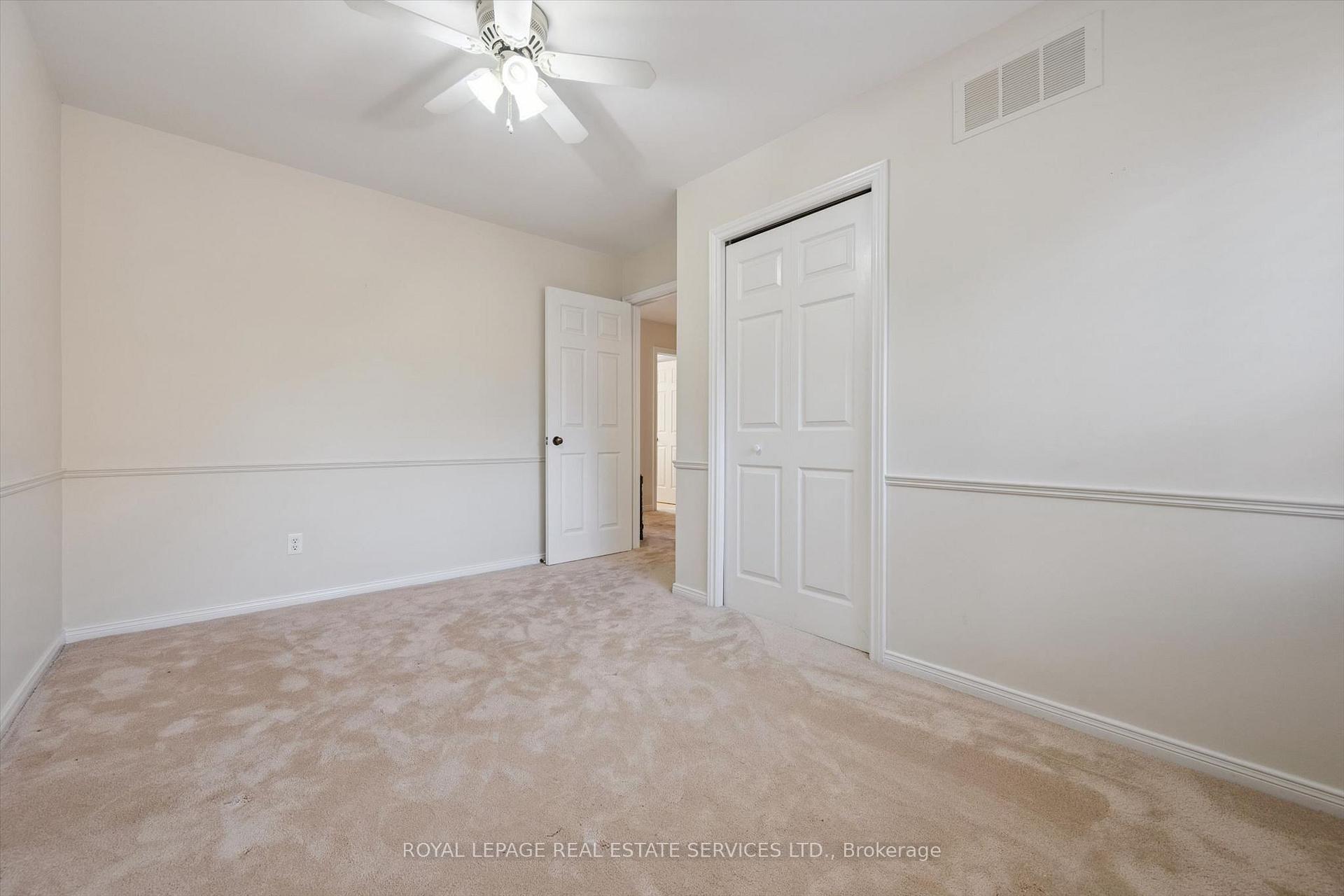 Photo 33 of 200 All Saints Crescent, Oakville, Ford — HOMEH