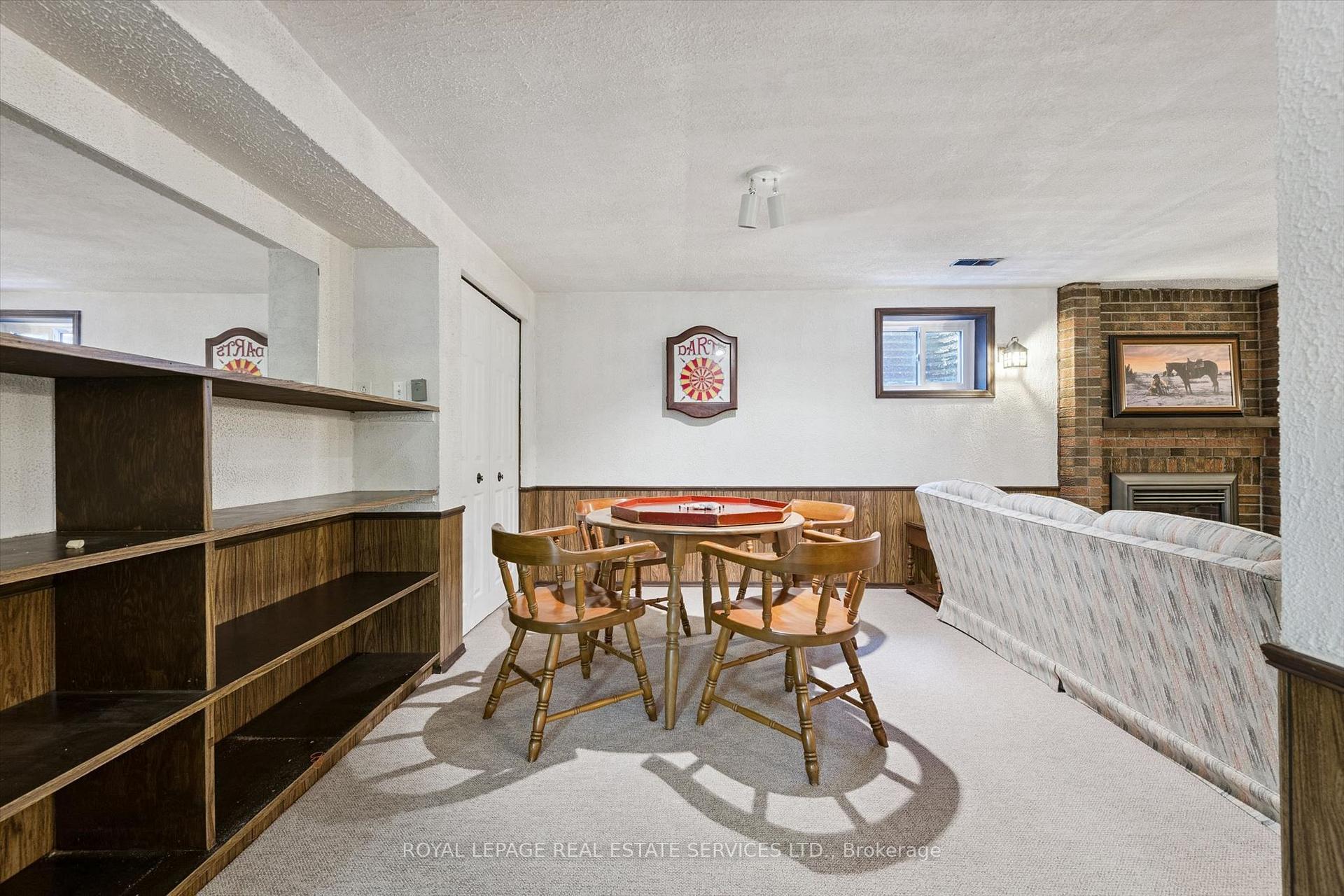 Photo 40 of 200 All Saints Crescent, Oakville, Ford — HOMEH