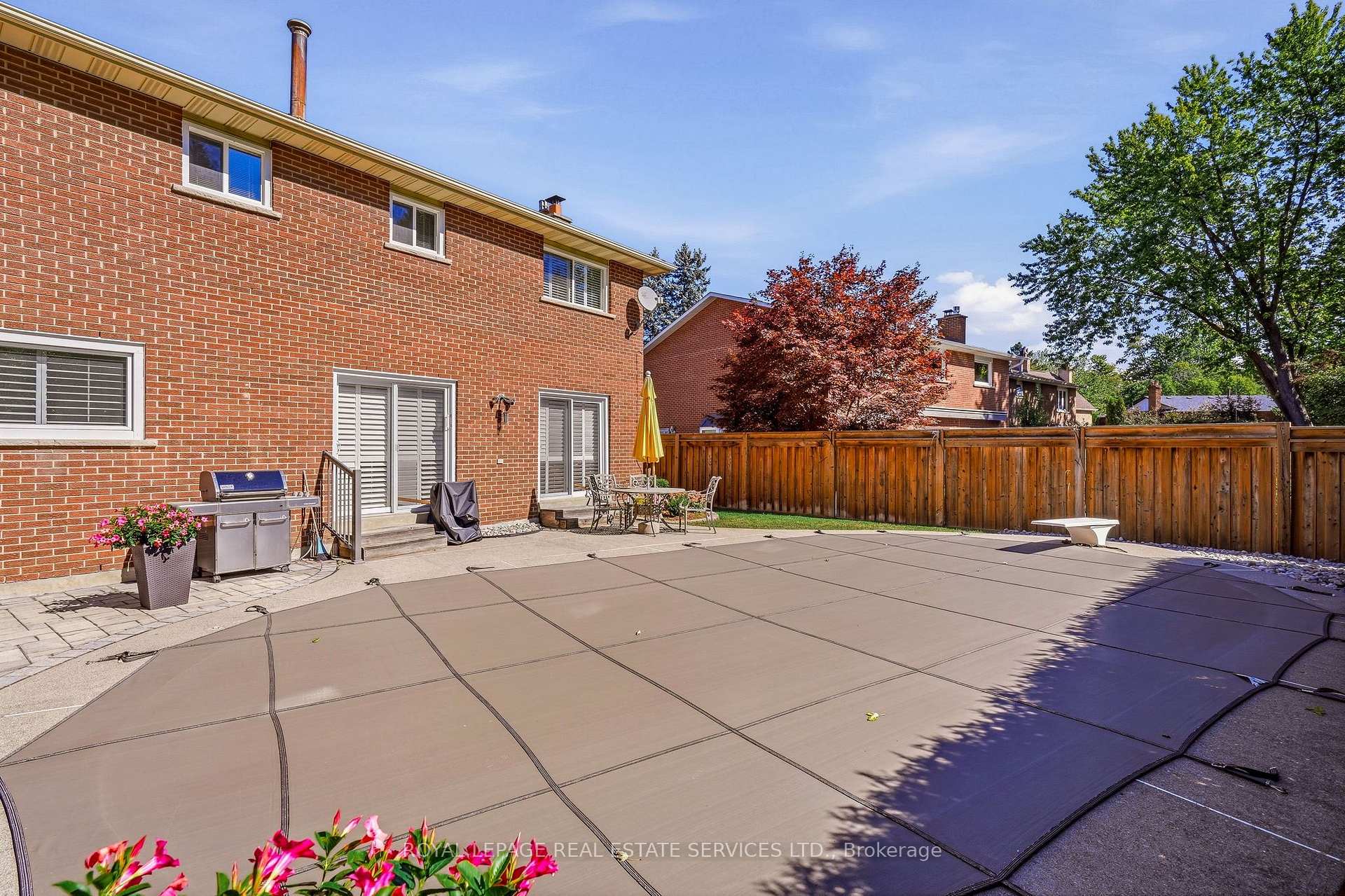Photo 46 of 200 All Saints Crescent, Oakville, Ford — HOMEH