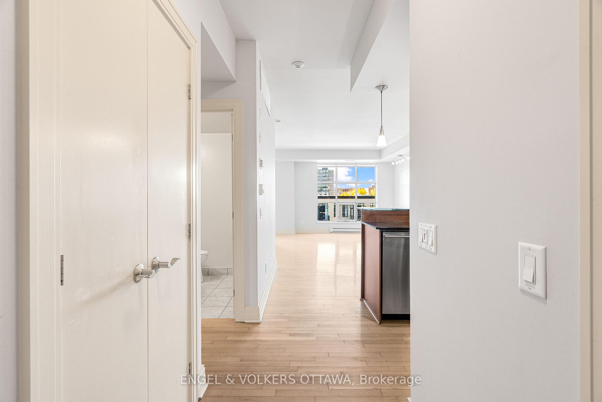 Photo 5 of Unit 507, 290 Powell Avenue, Ottawa, West Centre Town — HOMEH