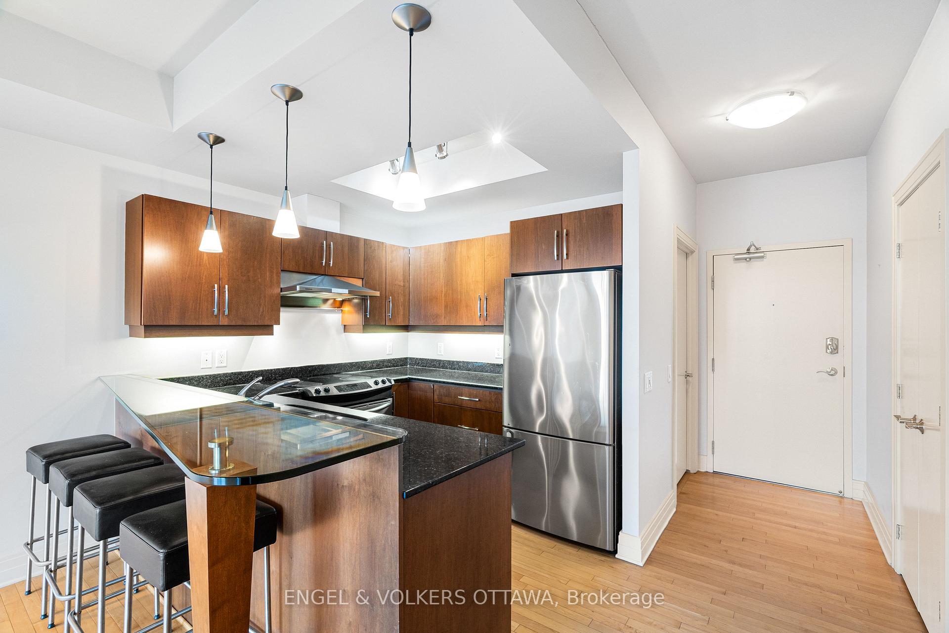 Photo 6 of Unit 507, 290 Powell Avenue, Ottawa, West Centre Town — HOMEH