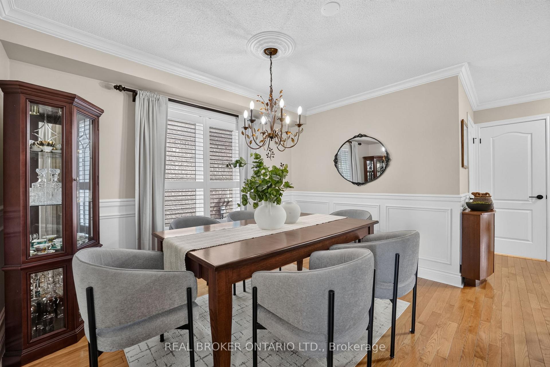 Photo 9 of 74 Harley Avenue, Halton Hills, Georgetown — HOMEH