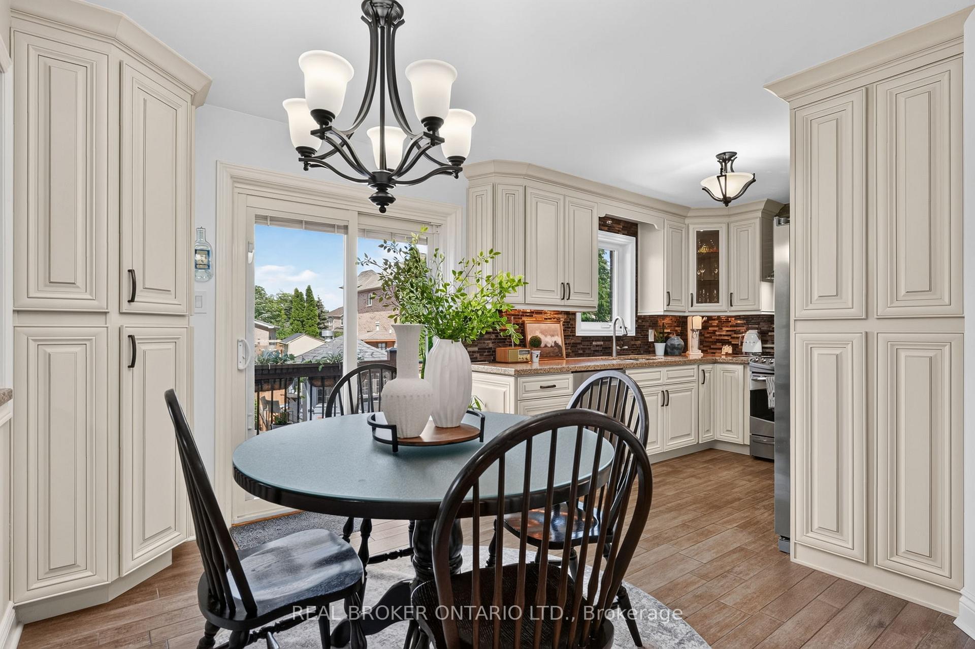 Photo 15 of 74 Harley Avenue, Halton Hills, Georgetown — HOMEH