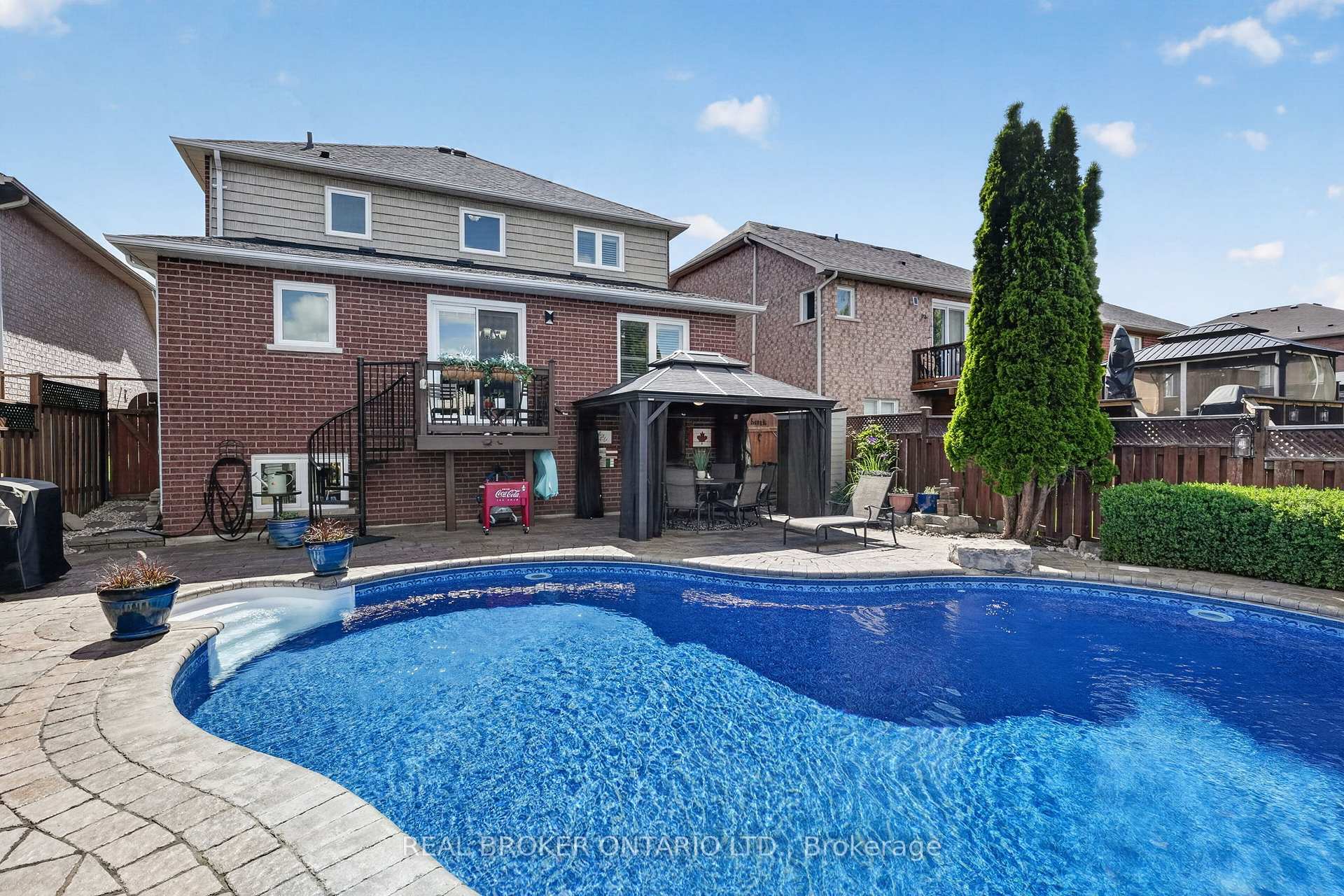 Photo 40 of 74 Harley Avenue, Halton Hills, Georgetown — HOMEH