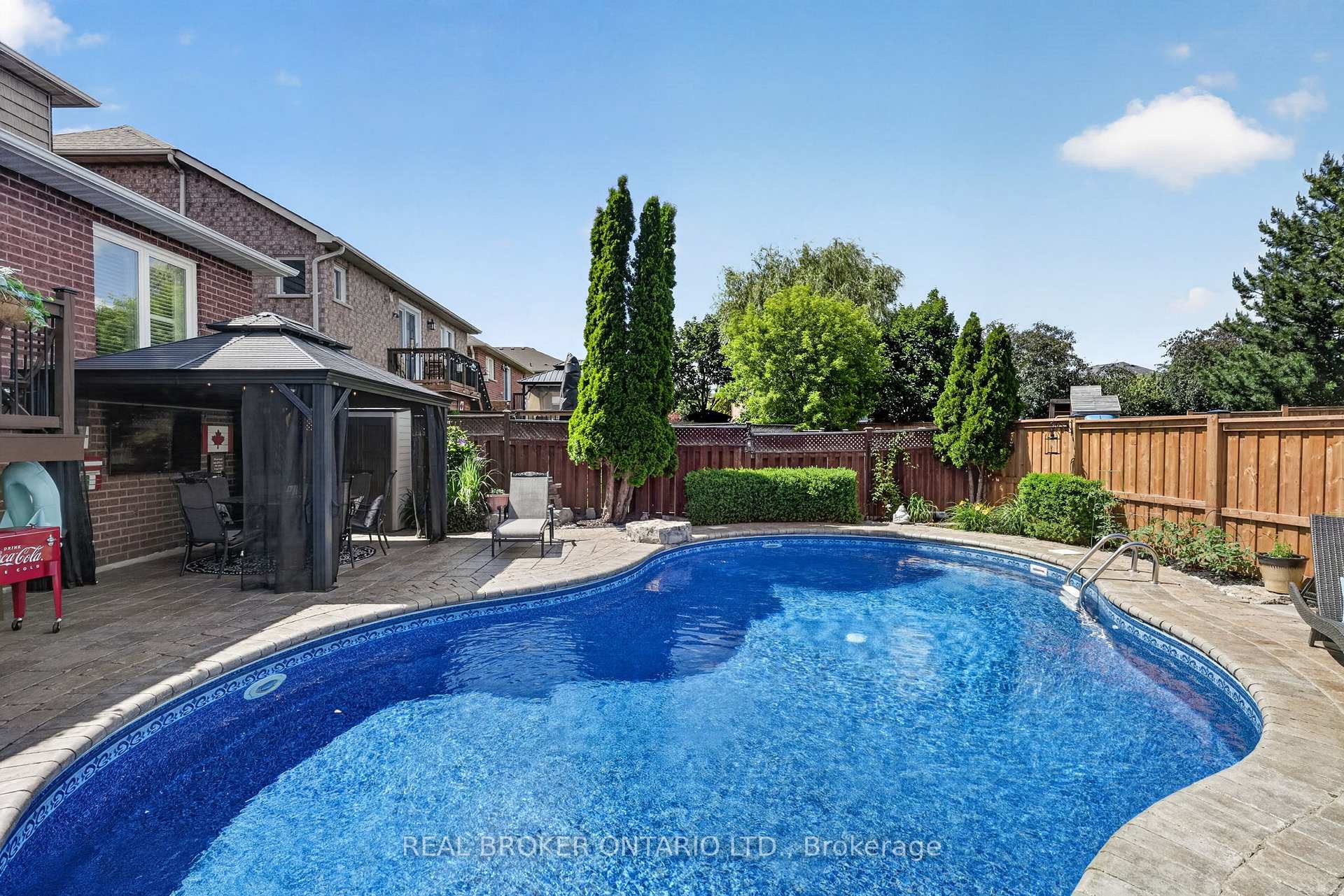 Photo 41 of 74 Harley Avenue, Halton Hills, Georgetown — HOMEH