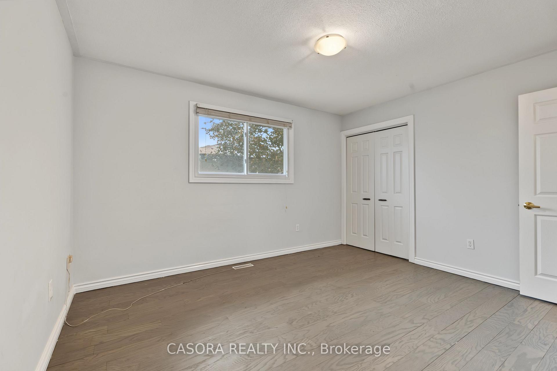 Photo 18 of 8 Valanna Court, Hamilton, Gurnett — HOMEH