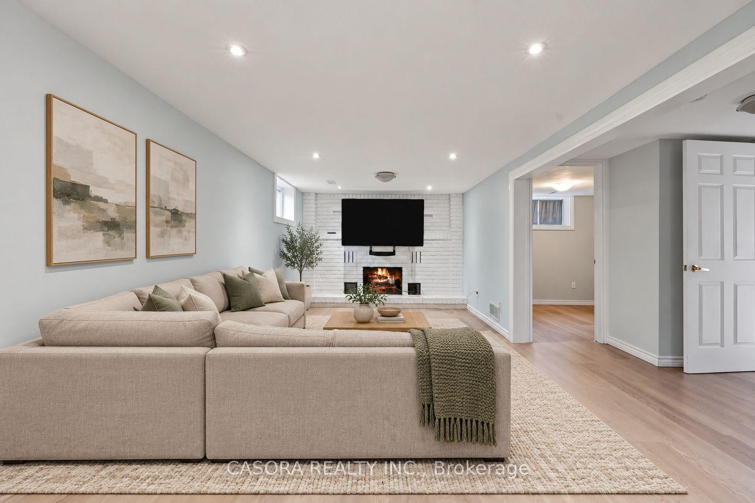 Photo 25 of 8 Valanna Court, Hamilton, Gurnett — HOMEH