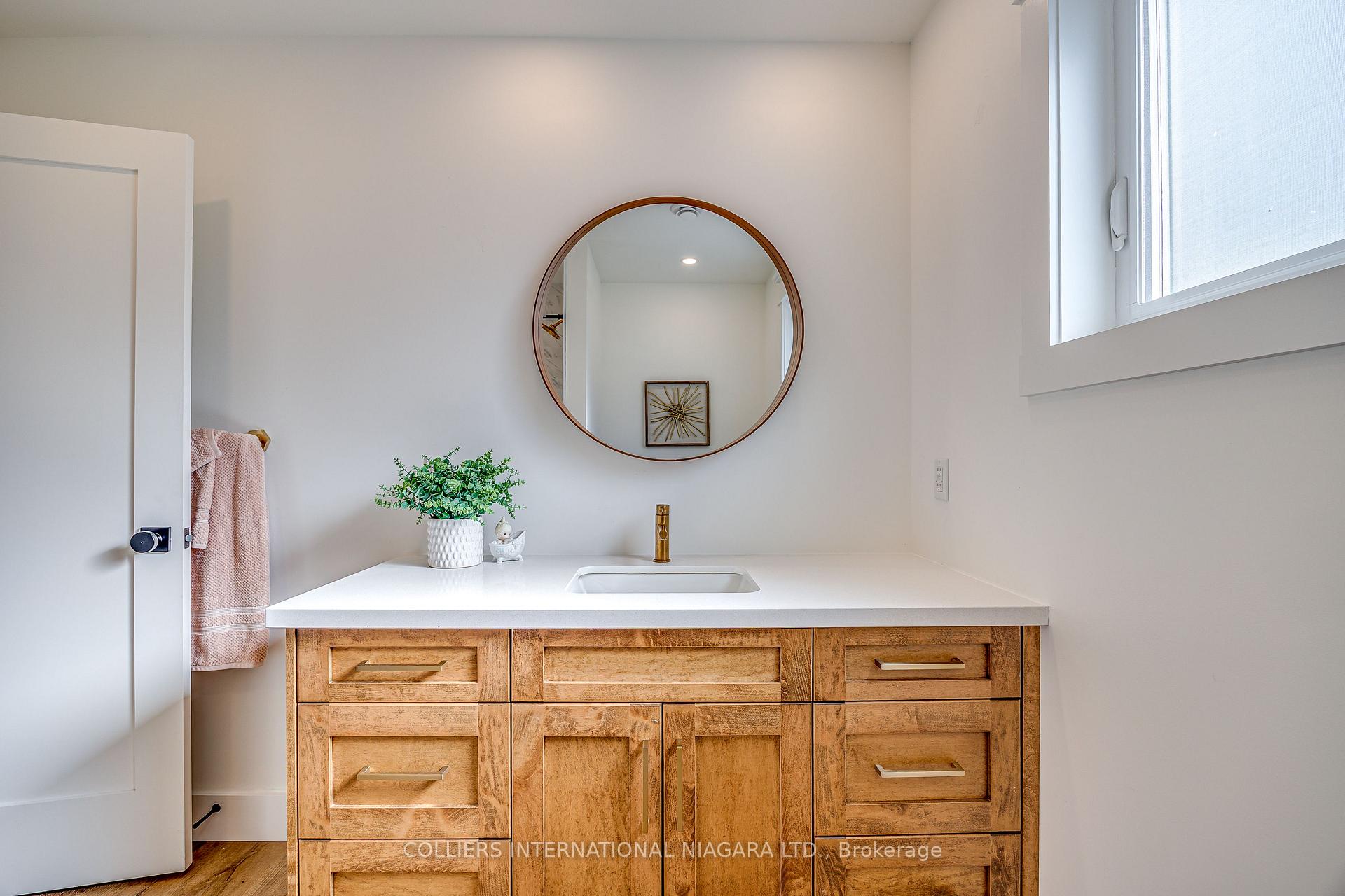 Photo 32 of 195 Dalhousie Avenue, St. Catharines, Port Dalhousie — HOMEH