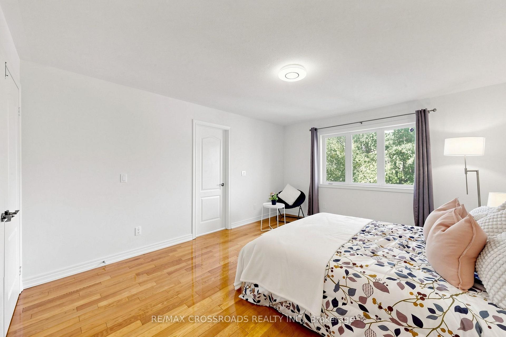 Photo 21 of 74 Romance Drive, Richmond Hill, Rouge Woods — HOMEH