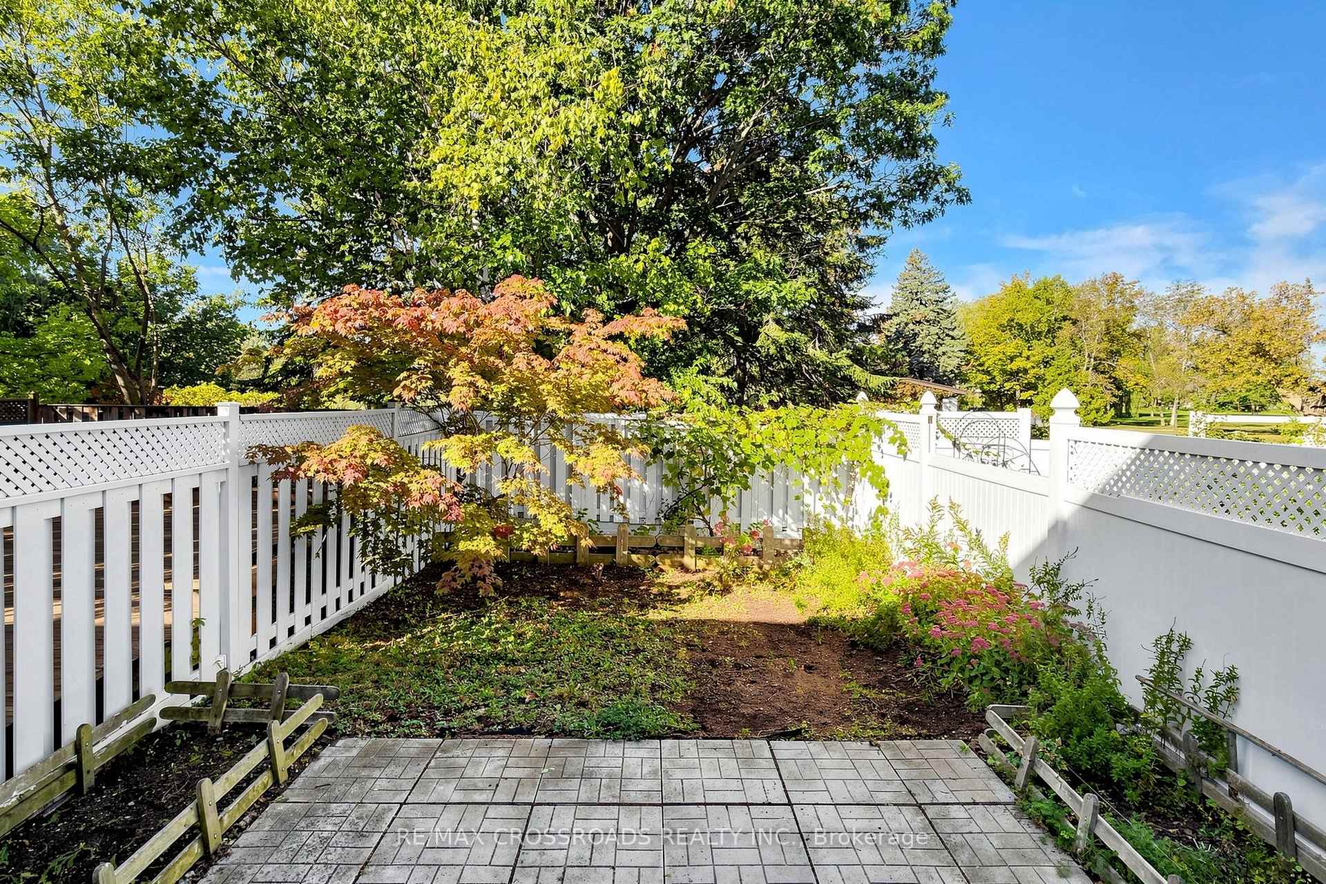 Photo 50 of 74 Romance Drive, Richmond Hill, Rouge Woods — HOMEH