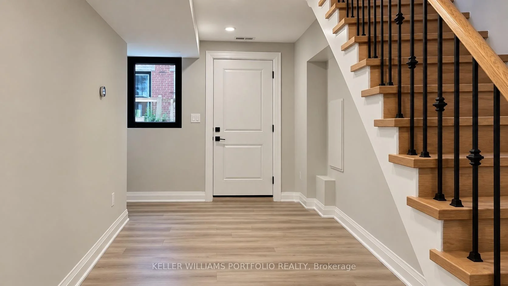 Photo 4 of Unit Laneway House, 71A Chisholm Avenue, Toronto, Woodbine-Lumsden — HOMEH