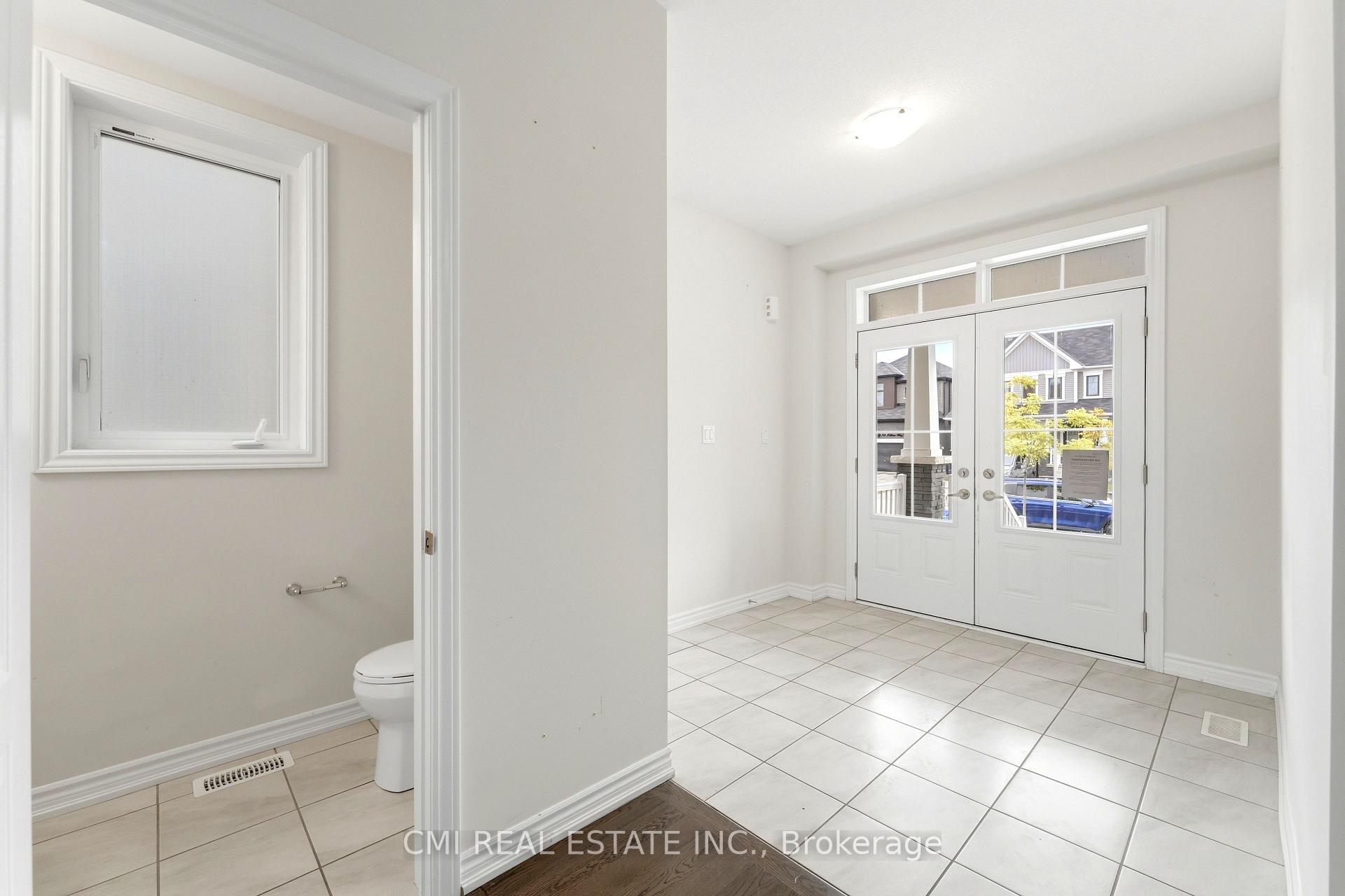 Photo 4 of 68 Lillian Way, Haldimand — HOMEH