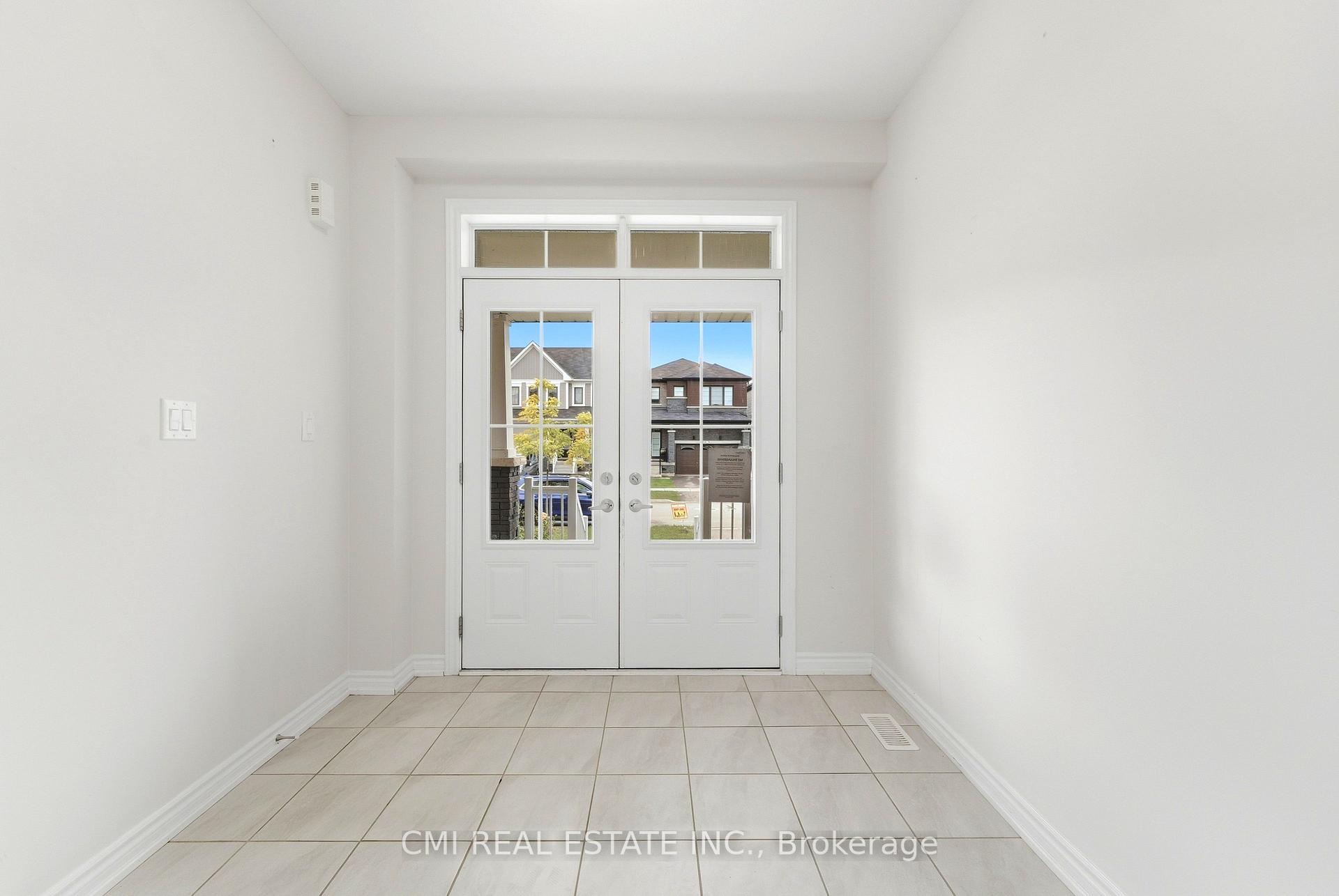 Photo 5 of 68 Lillian Way, Haldimand — HOMEH