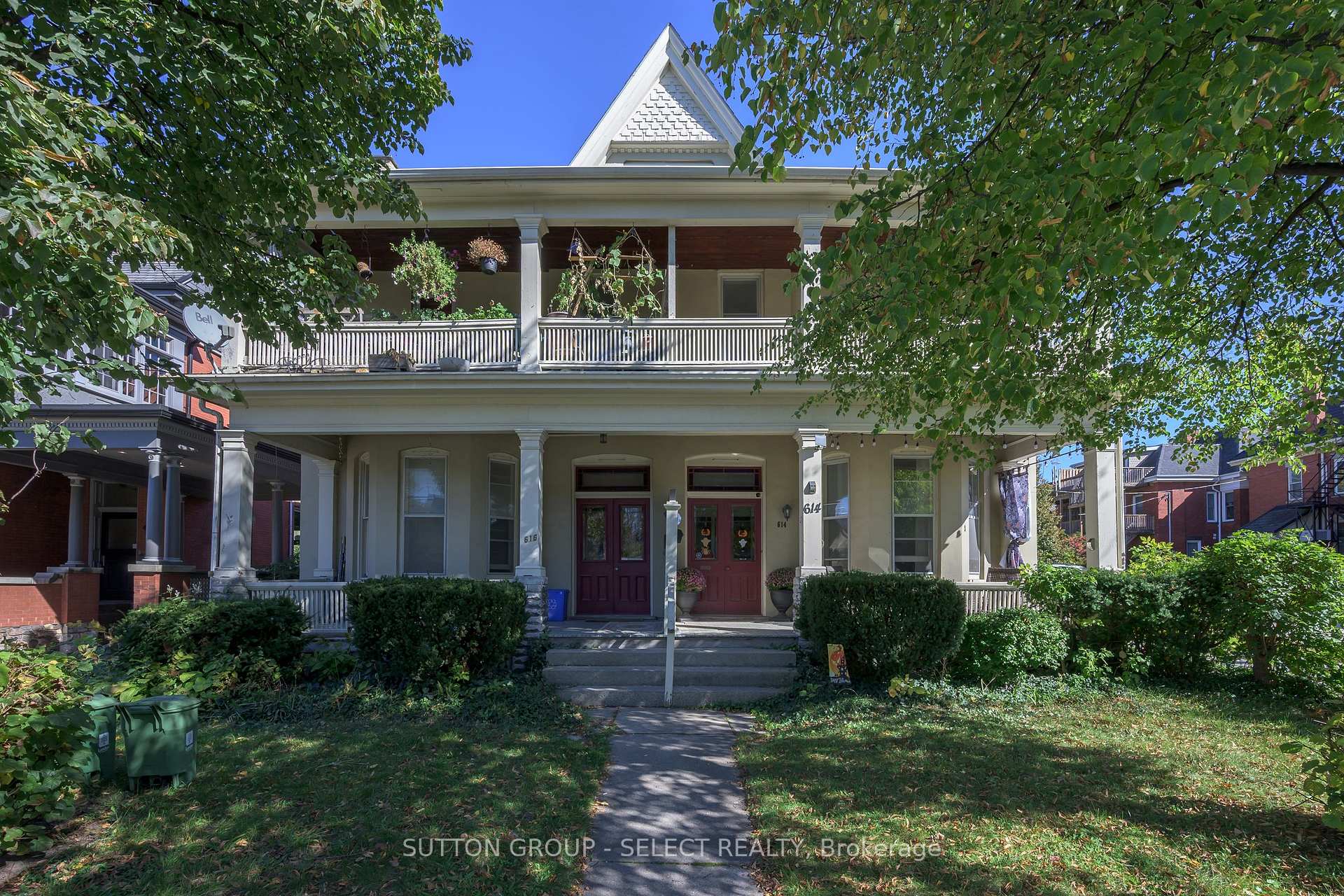 Front of 614-616 Wellington Street