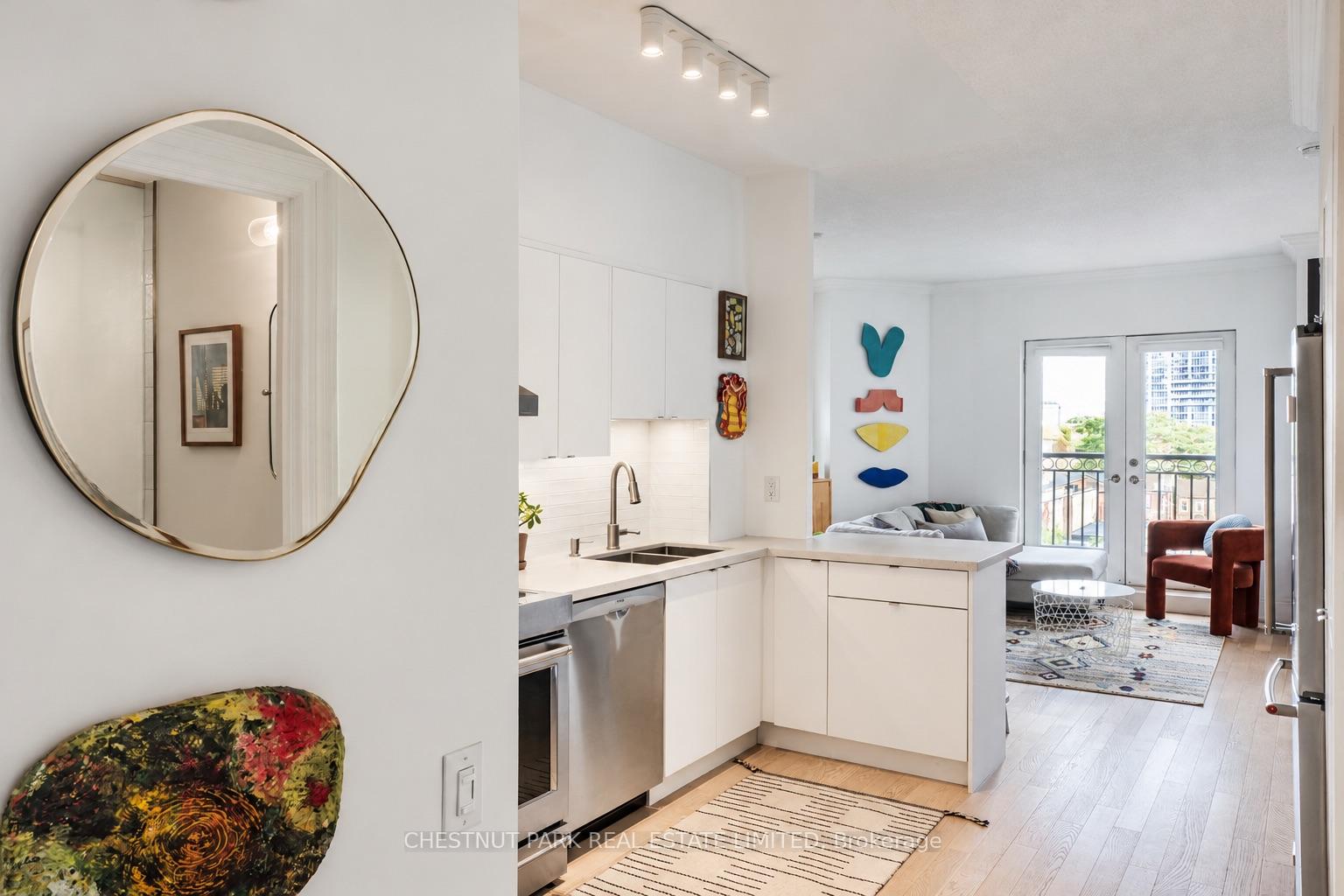 Photo 11 of Unit 609, 115 Richmond Street E, Toronto, Church-Yonge Corridor — HOMEH