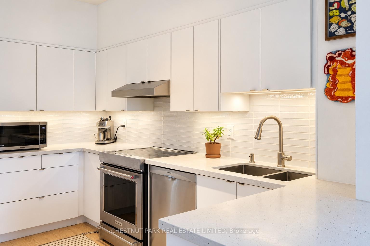 Photo 17 of Unit 609, 115 Richmond Street E, Toronto, Church-Yonge Corridor — HOMEH