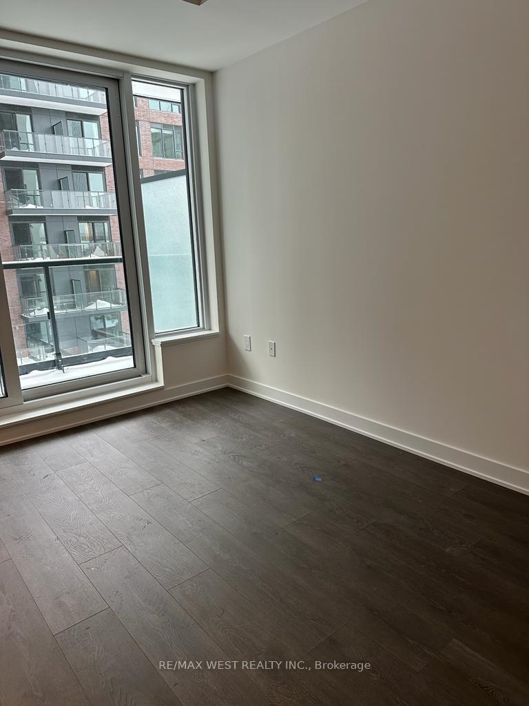 Photo 3 of Unit 706, 130 River Street E, Toronto, Regent Park — HOMEH