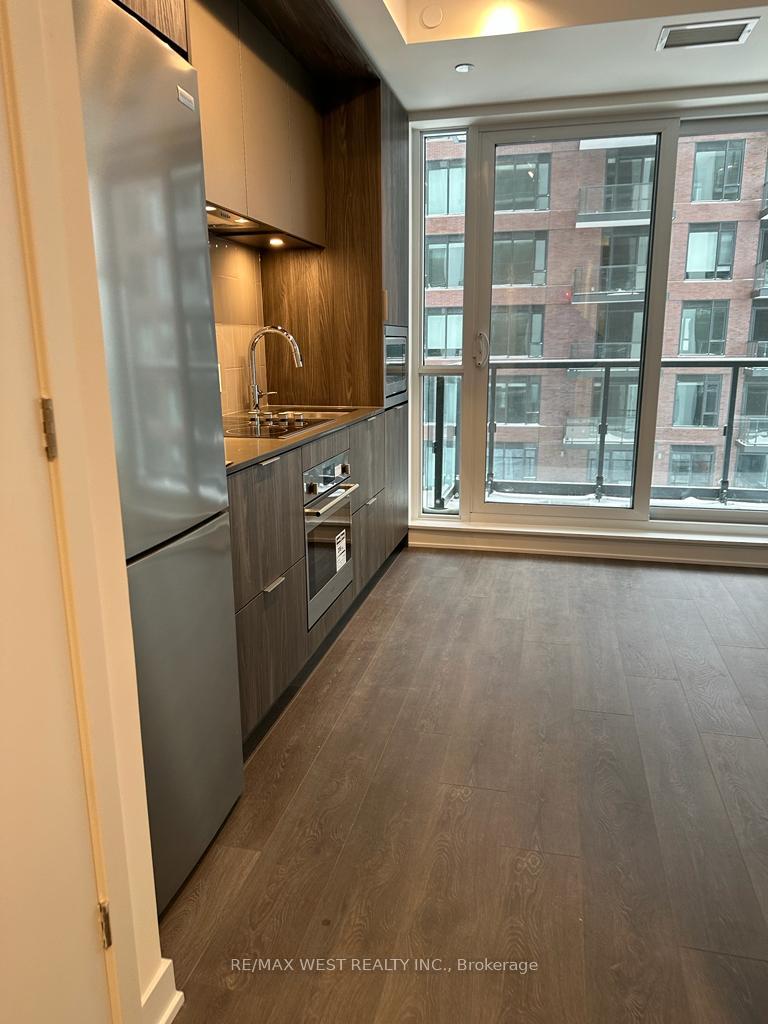 Photo 4 of Unit 706, 130 River Street E, Toronto, Regent Park — HOMEH