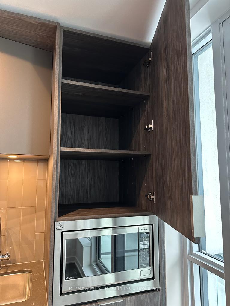 Photo 7 of Unit 706, 130 River Street E, Toronto, Regent Park — HOMEH