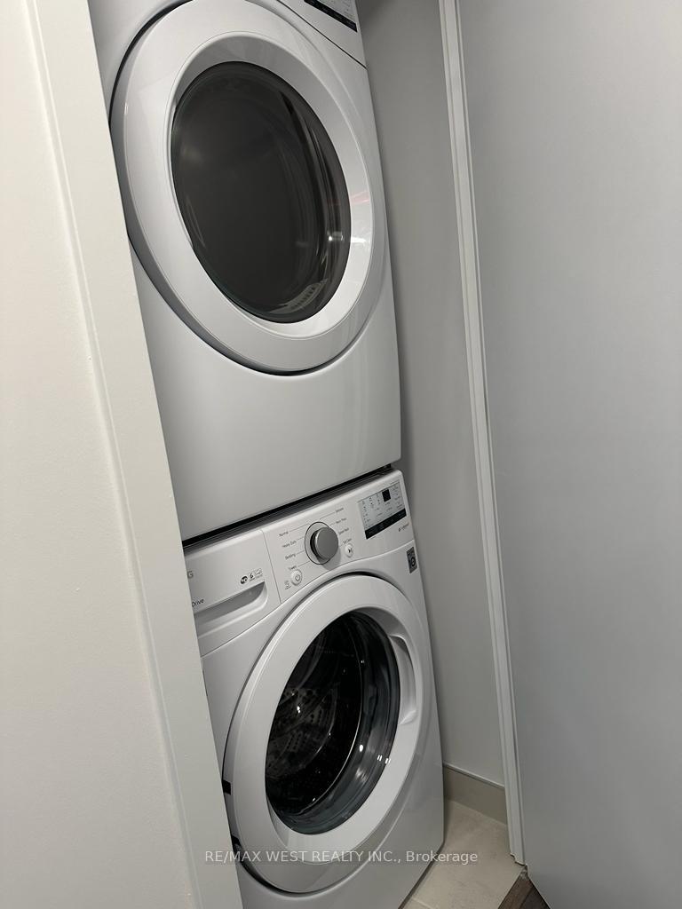 Photo 10 of Unit 706, 130 River Street E, Toronto, Regent Park — HOMEH