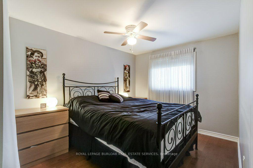 Photo 21 of 1485 Newlands Crescent, Burlington, Palmer — HOMEH