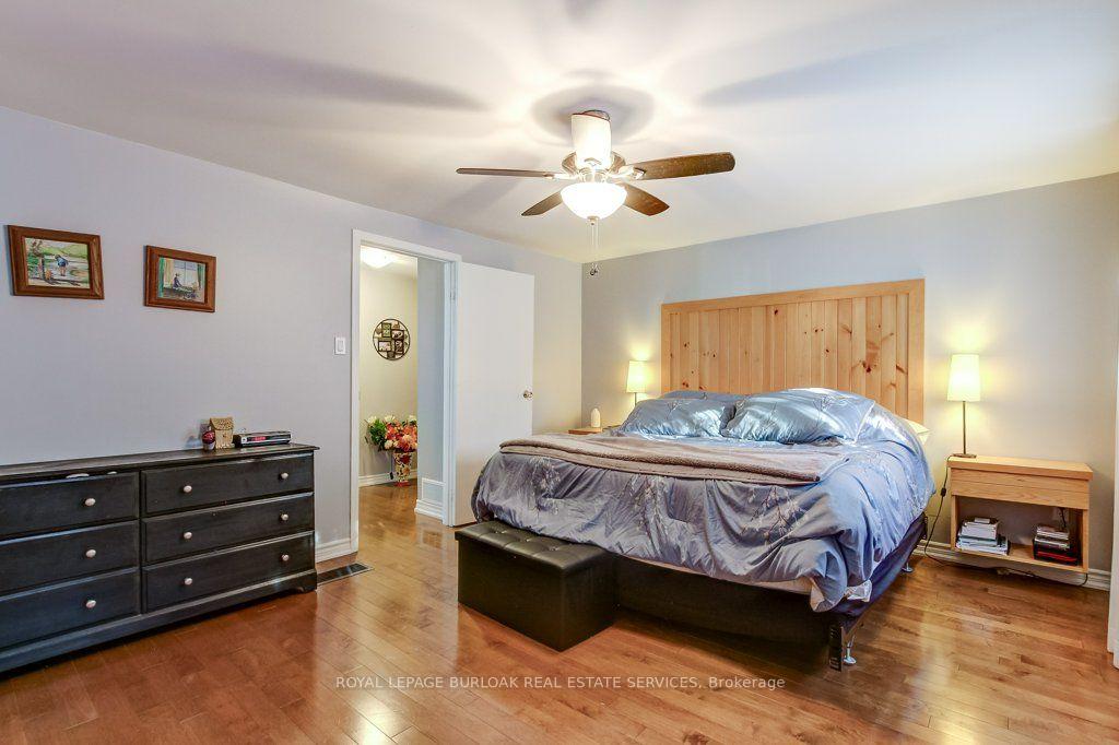 Photo 22 of 1485 Newlands Crescent, Burlington, Palmer — HOMEH