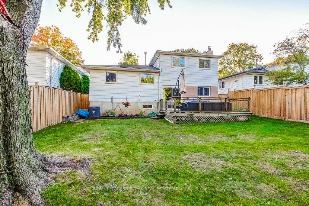 Photo 36 of 1485 Newlands Crescent, Burlington, Palmer — HOMEH