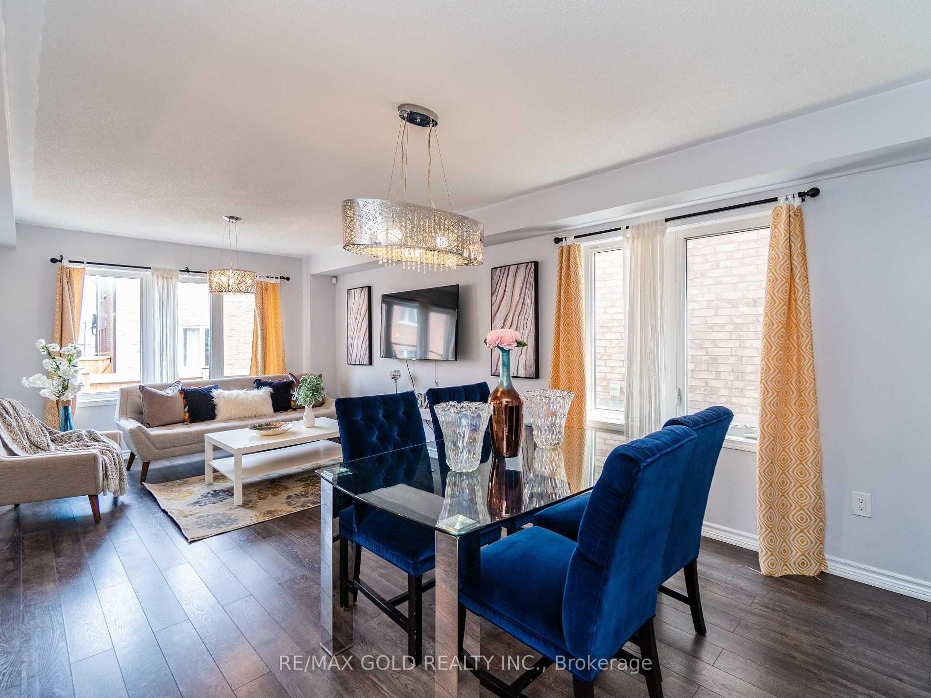 Photo 4 of 102 Leadenhall Road, Brampton, Northwest Brampton — HOMEH