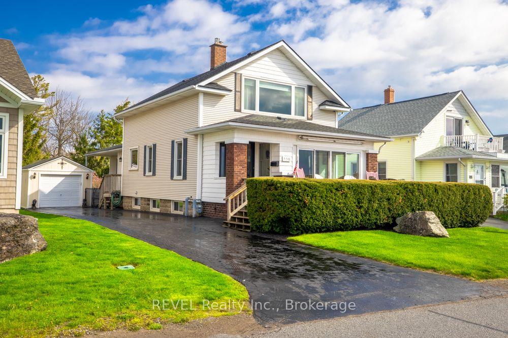 Photo of 550 Lakeshore Road