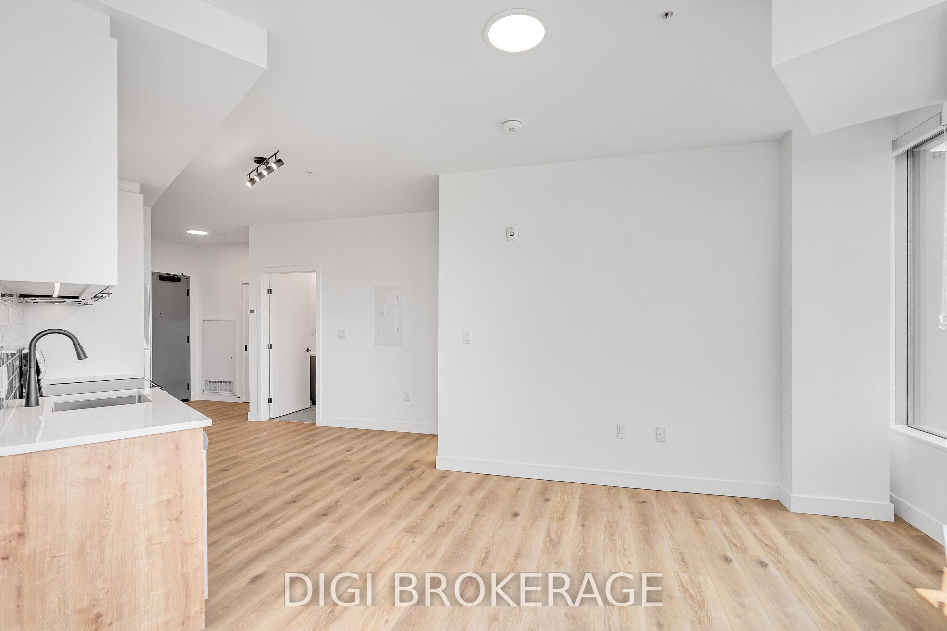 Photo 14 of Unit 520, 1600 James Naismith Drive, Ottawa, Pineview — HOMEH