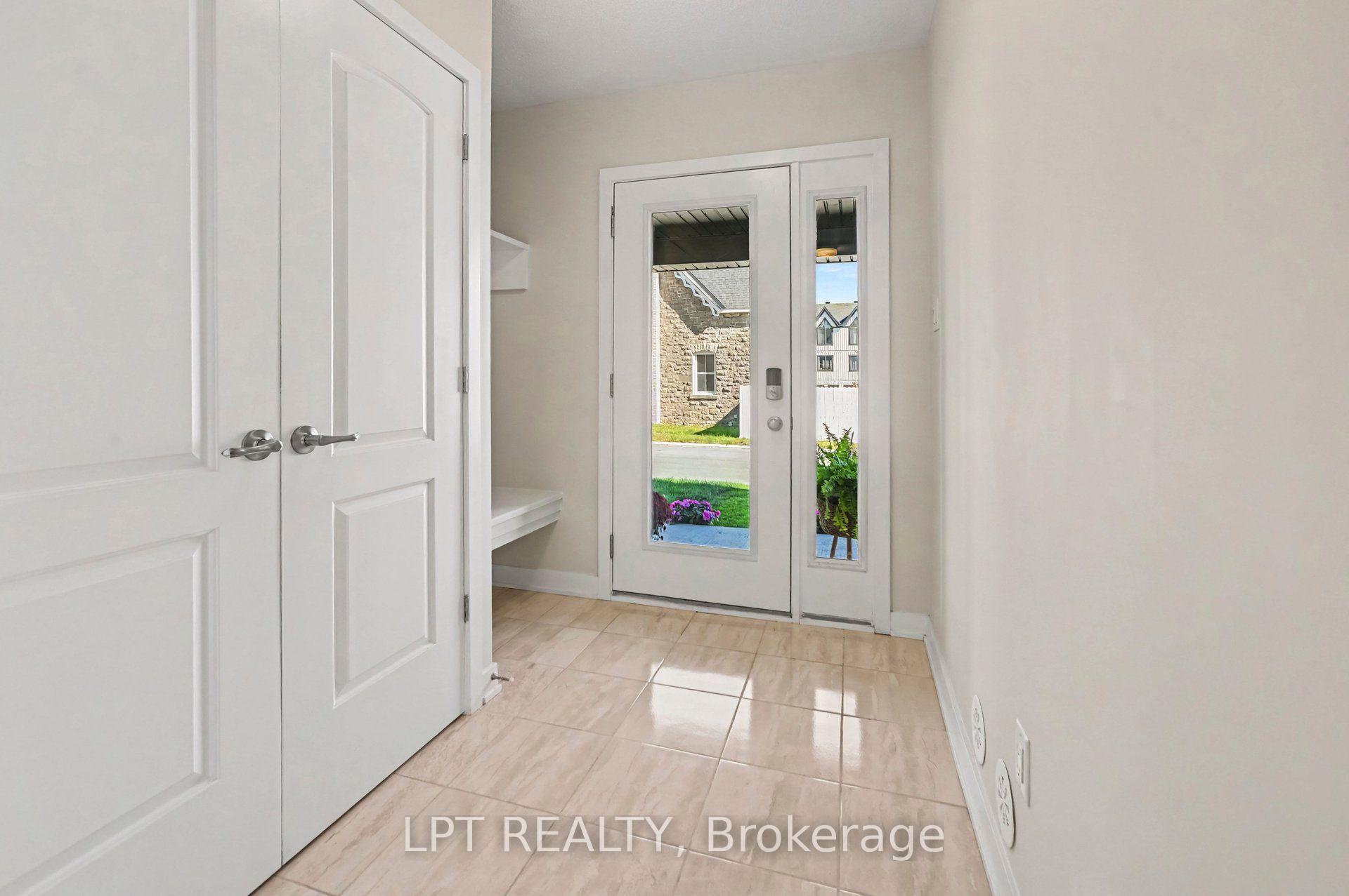 Photo 5 of 812 Kinstead Private, Ottawa, Stittsville (North) — HOMEH