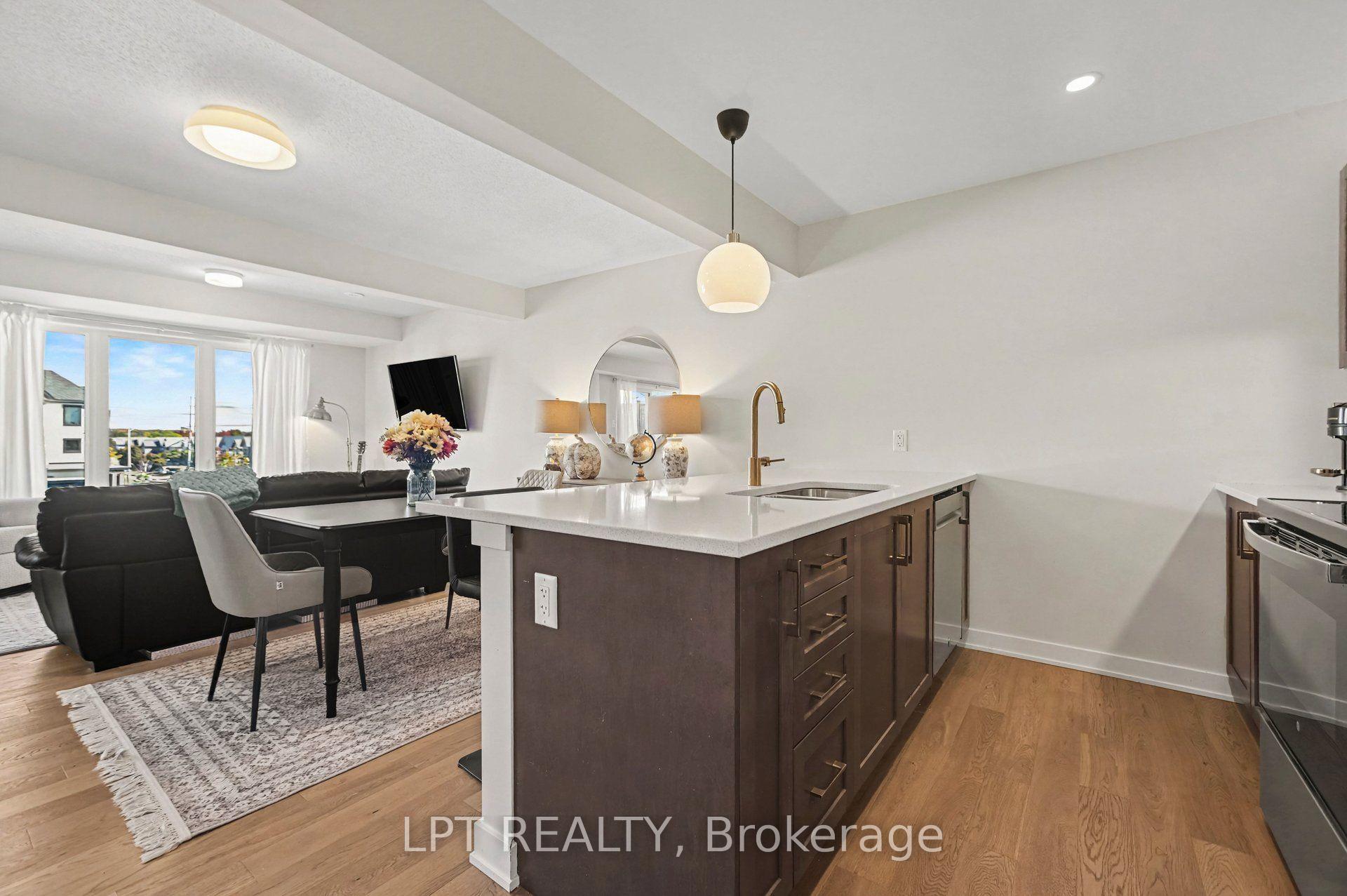 Photo 7 of 812 Kinstead Private, Ottawa, Stittsville (North) — HOMEH