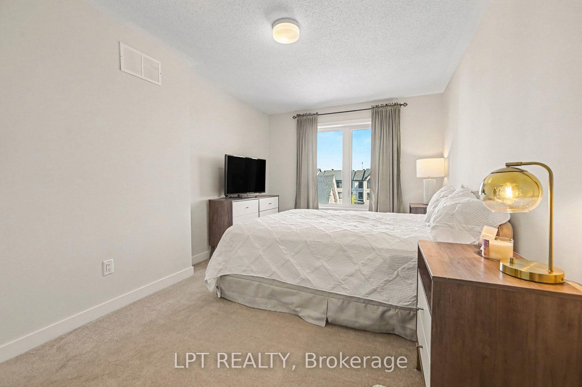 Photo 17 of 812 Kinstead Private, Ottawa, Stittsville (North) — HOMEH